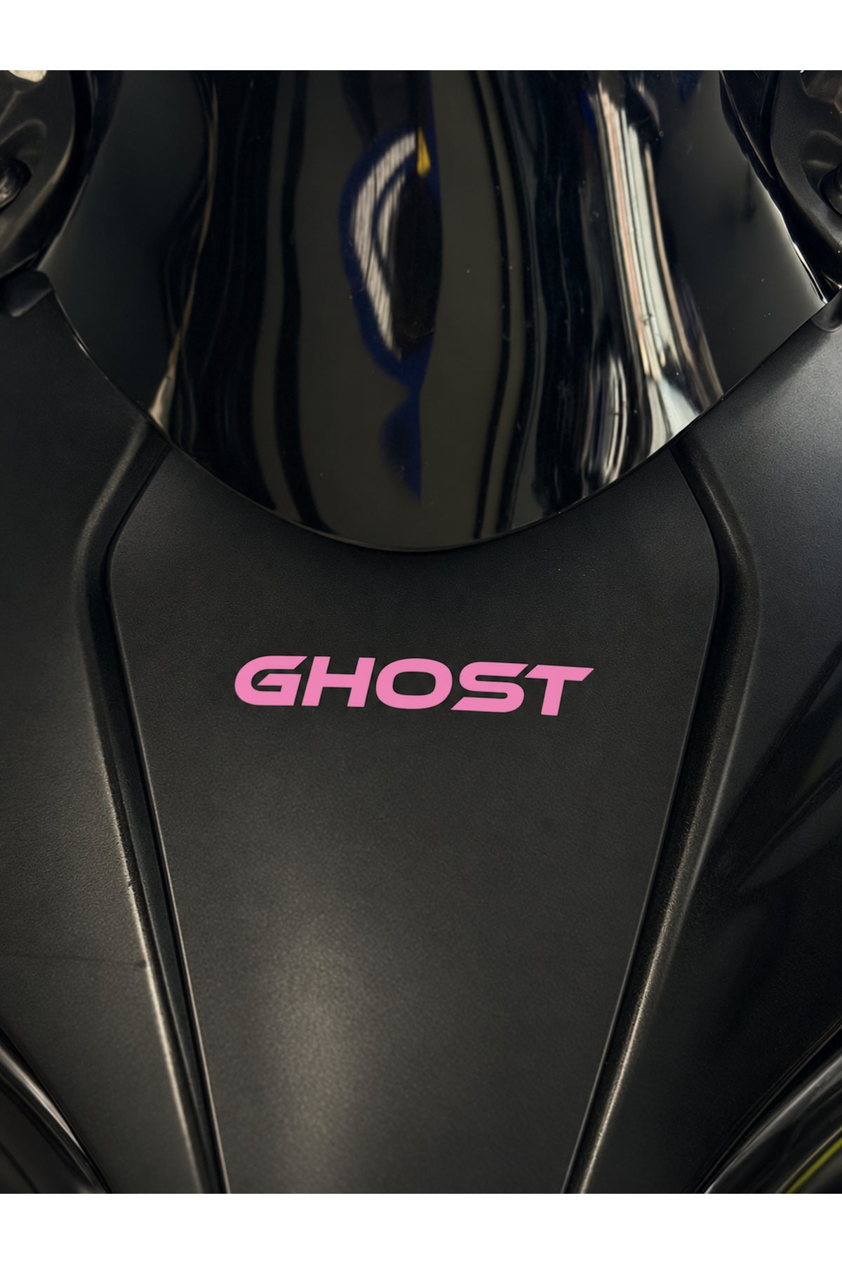 450SR Ön Grenaj için GHOST (Hayalet) Yazı Sticker Etiket (7CM)