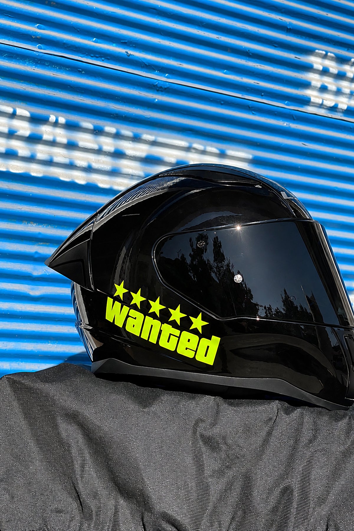 Motosiklet ve Kask için Wanted (ARANIYOR) Sticker Etiket (12CM)
