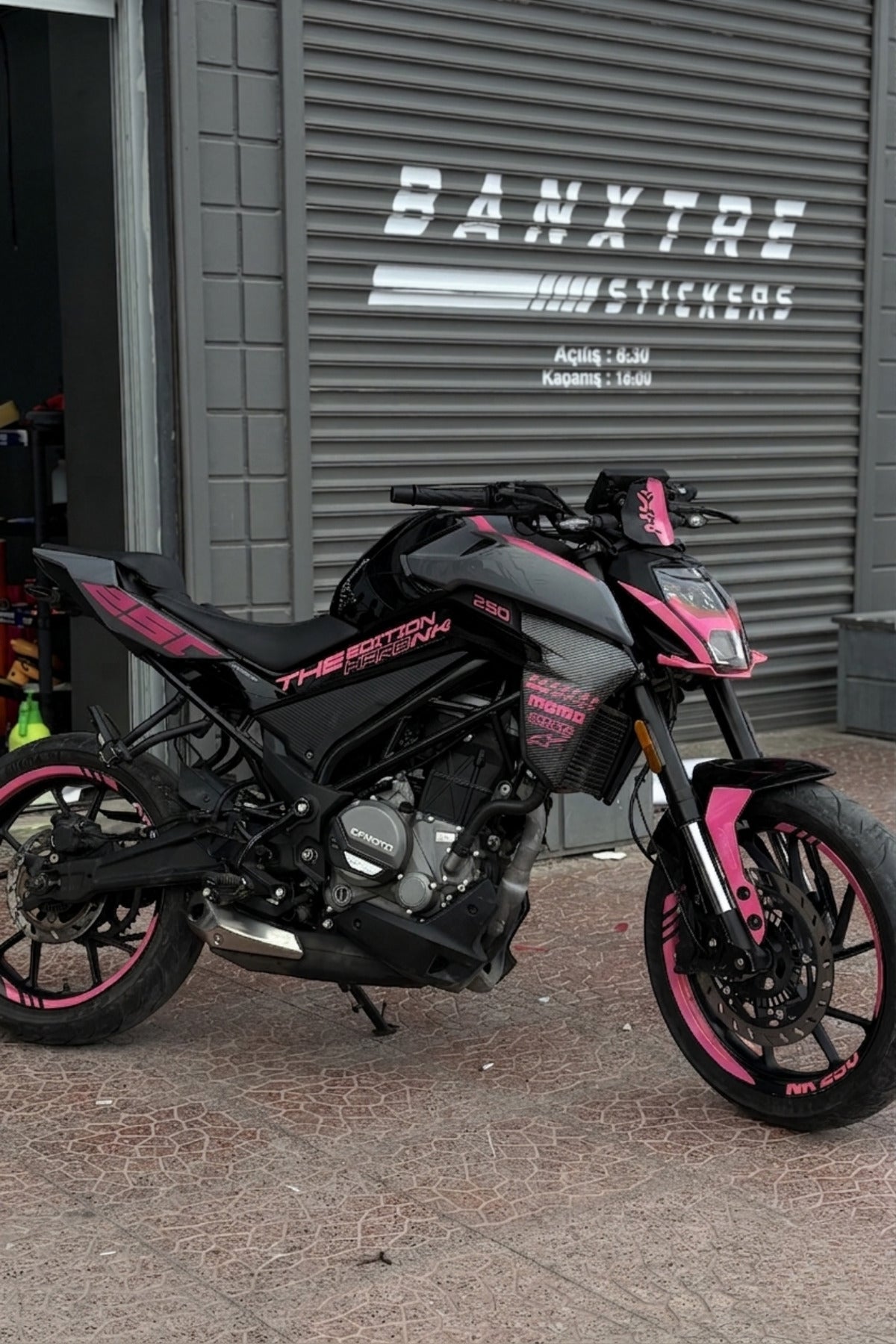 CFMOTO NK250 için 28 Parça Komple Sticker Seti (Sağ ve Sol)