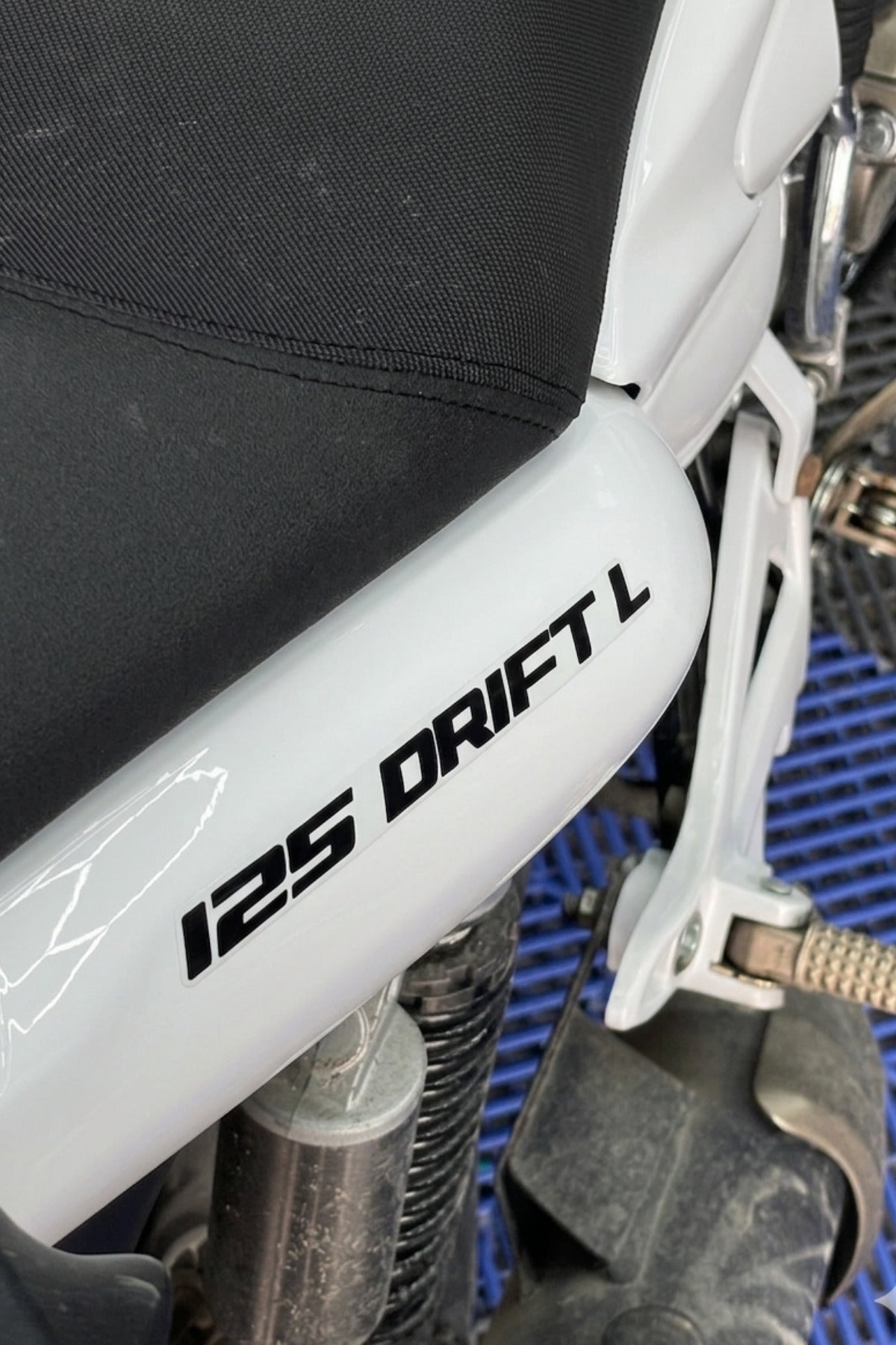 Mondial Drift-L için Orijinal 125 Drift-L Yazı Sticker