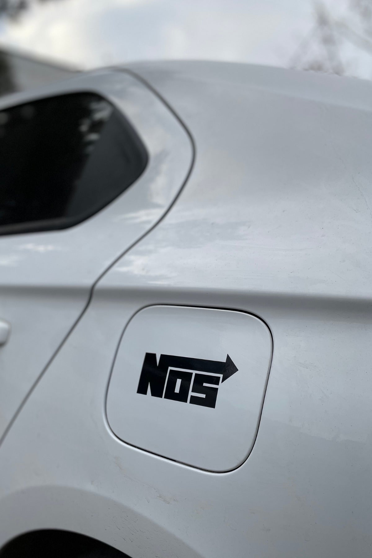 Araba ve Motor için Siyah Renk NOS Sticker Etiket (1 Adet)