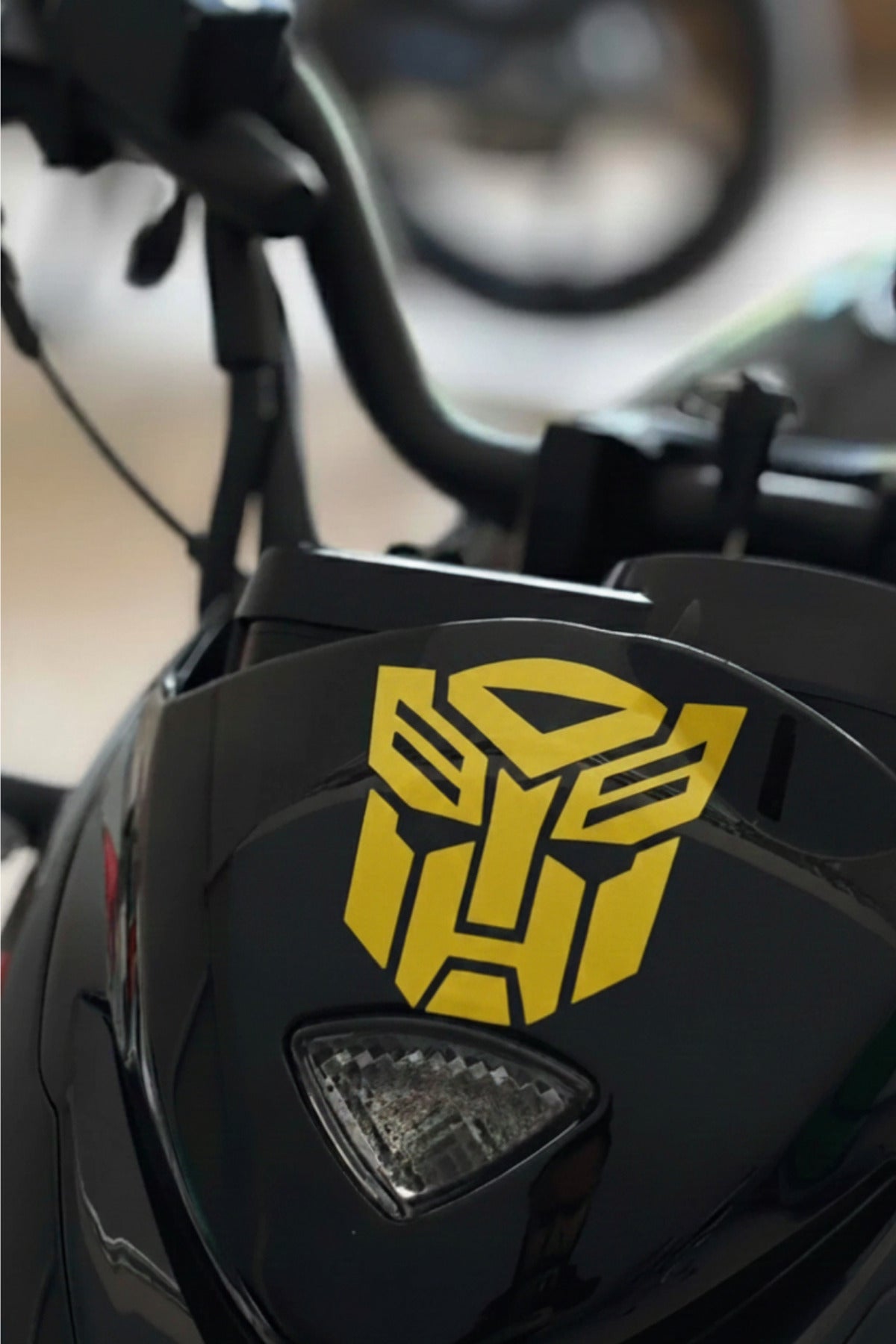 Motor ve Kask için Sarı Renk Transformers Sticker Etiket (1 Adet)