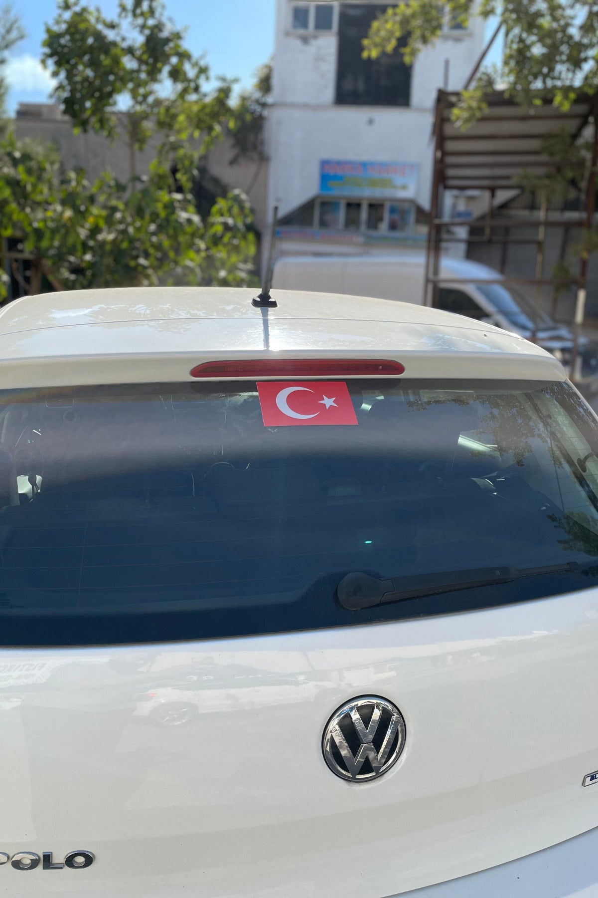 Araba Arka Camı için Türk Bayrağı Sticker Etiket 15CMx1OCM (1 Adet) 5 Yıl Solmama Garantili