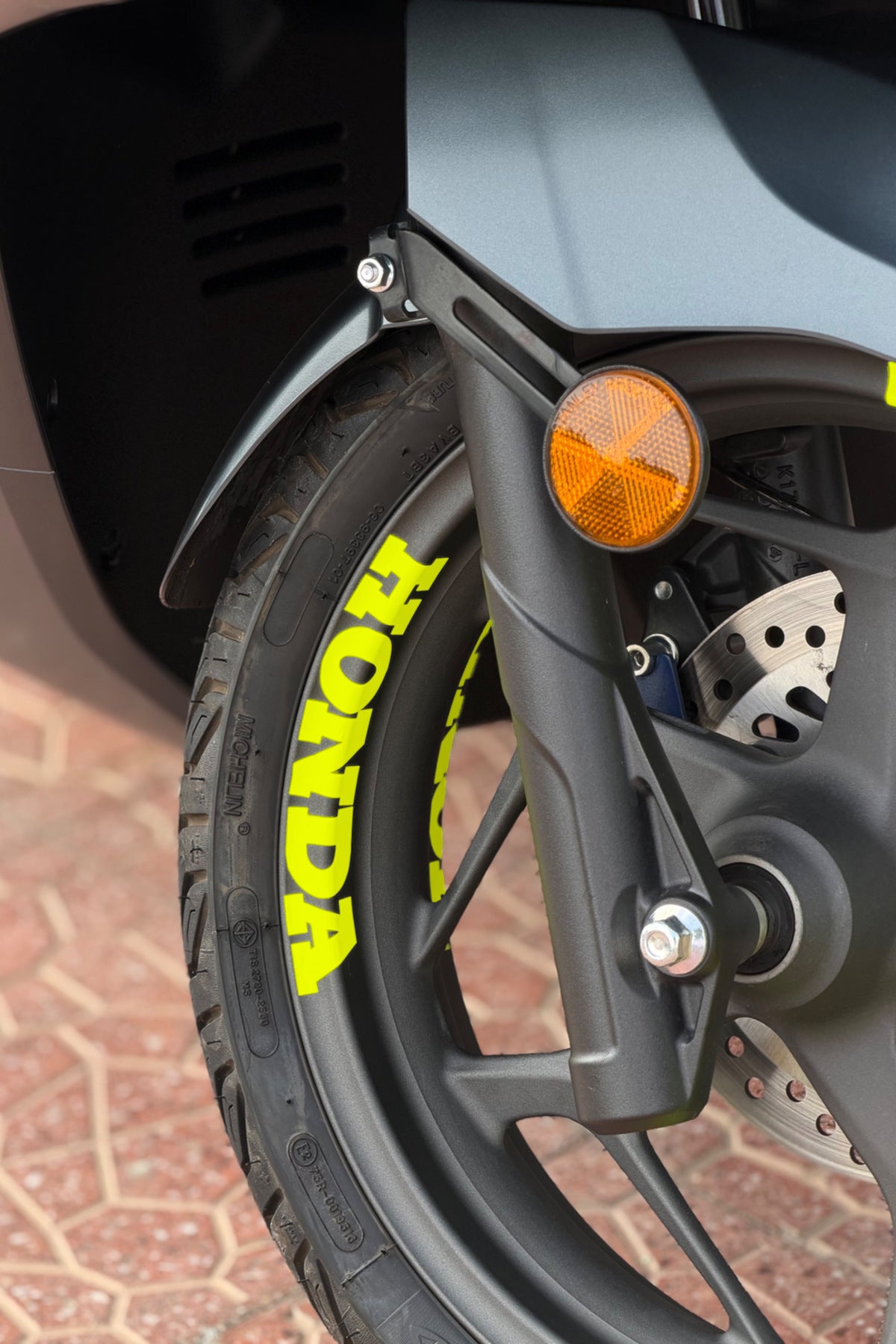 Honda PCX-Forza-Dio için Jant içi Honda Yazı Sticker Etiket (4 Adet)