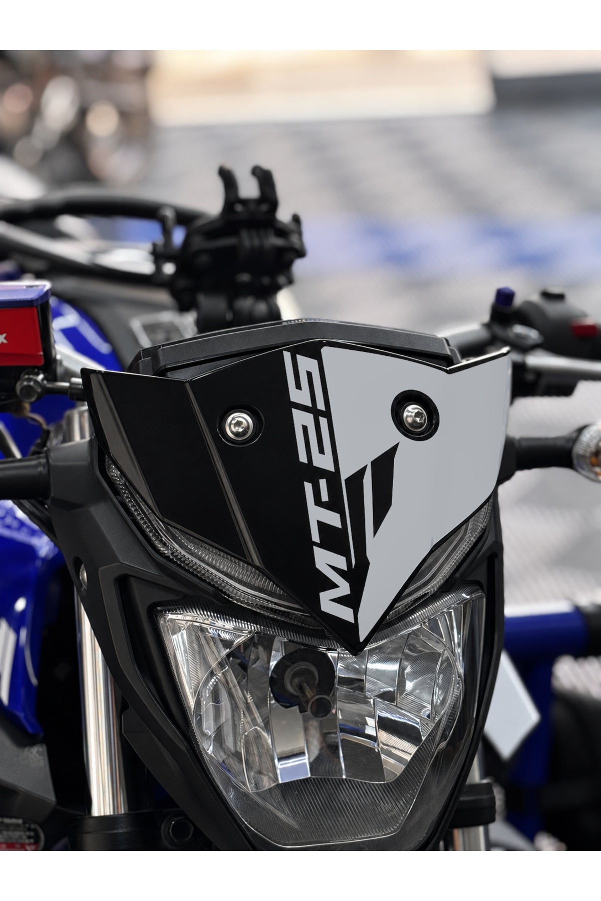 Yamaha MT-25 Eski Kasa için Yazılı-MT Logolu Kafa Detay Sticker