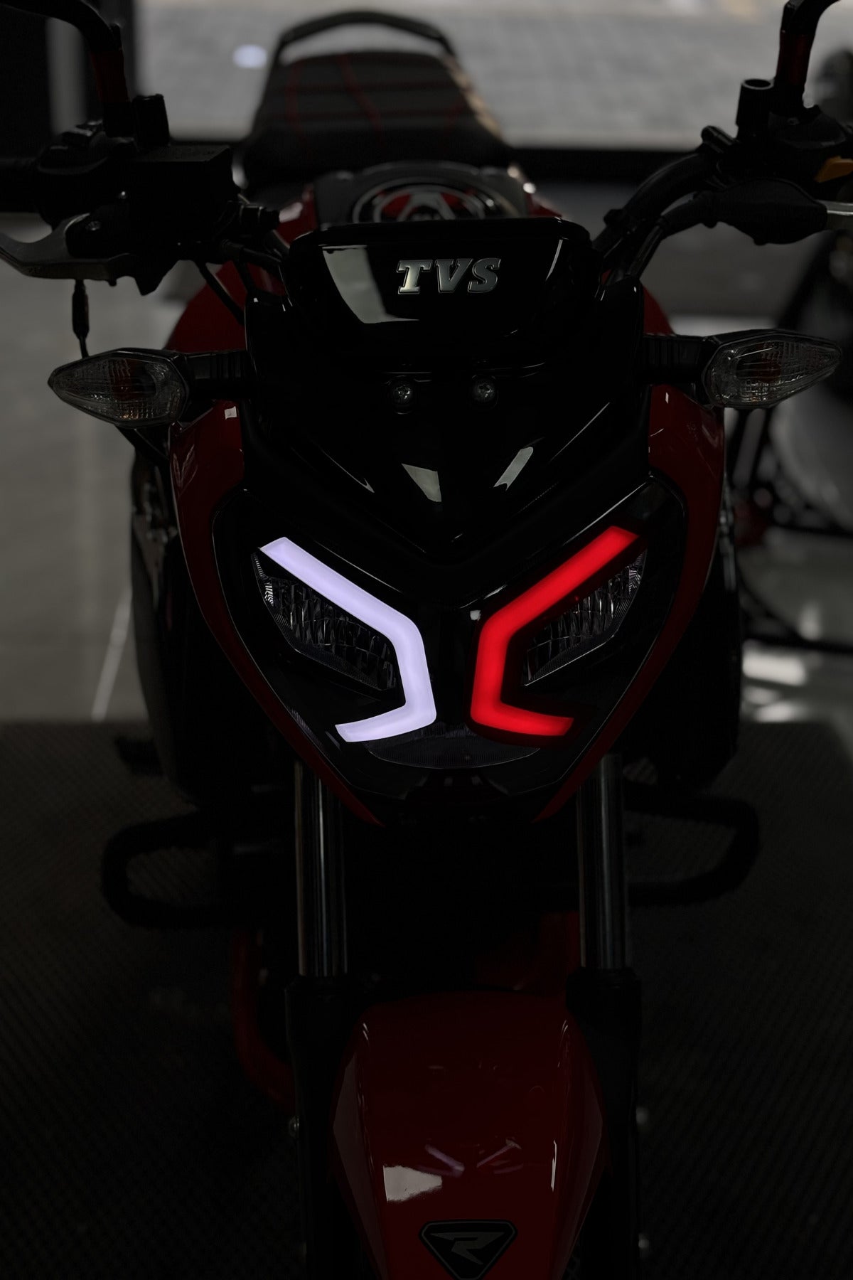 TVS Raider Gündüz Farı için Renkli Far Filmi Sticker