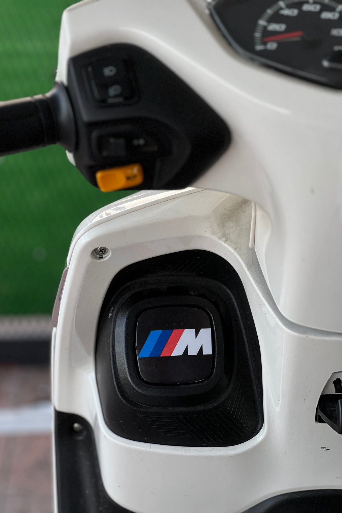 TVS Jupiter Depo Kapağı Kaplaması Sticker