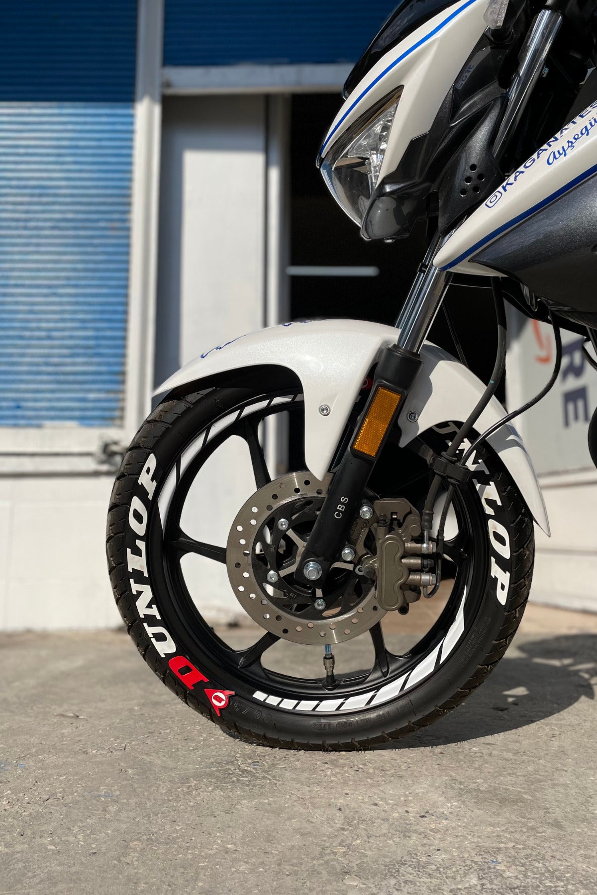 Tüm Motorlara Uyumlu  Dekoratif Parlak Beyaz Renk Jant Şeridi Seti (Toplam 8 Adet Şerit)