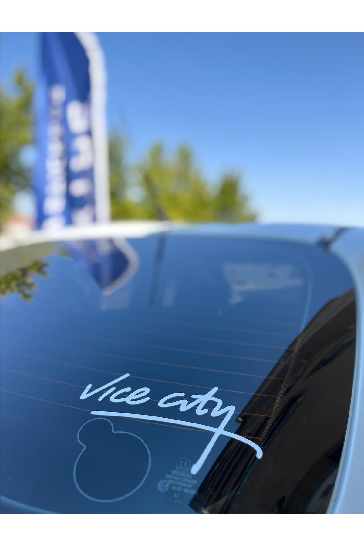 Motor Araba ve Kask için Beyaz Renk Vice City Sticker Etiket (1 Adet)