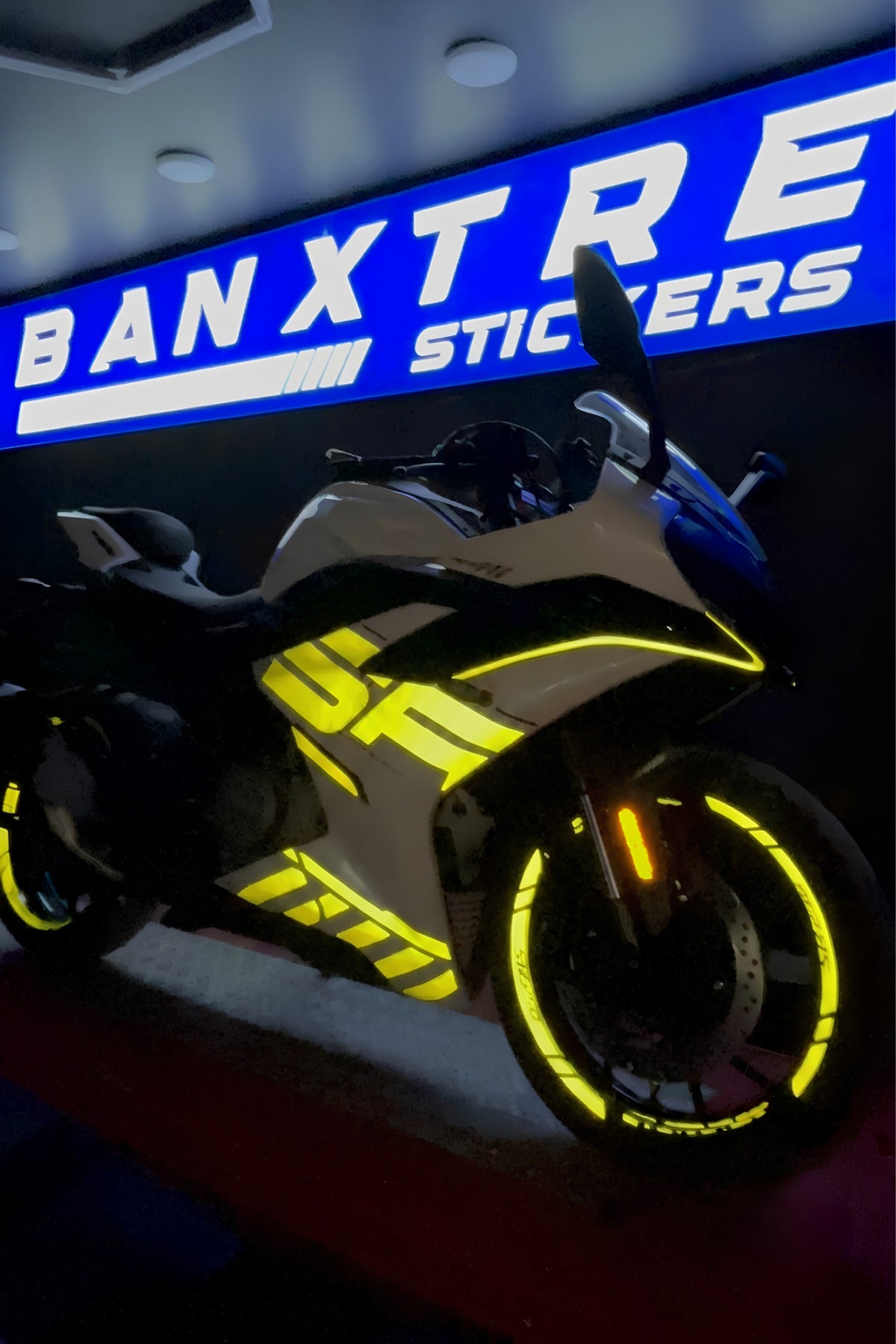 CFMOTO SR250 2026 Model için Komple Reflektörlü Sticker Seti