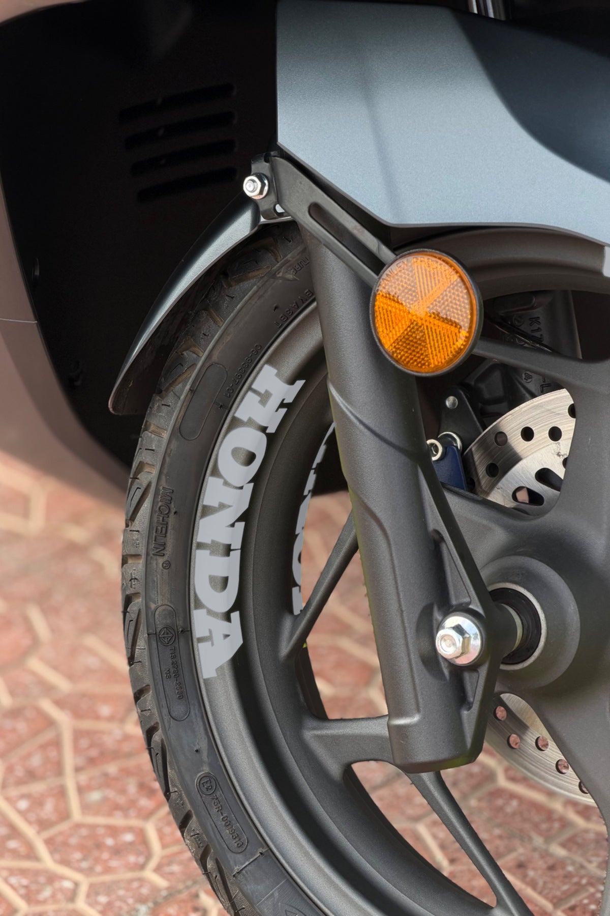 Honda PCX-Forza-Dio için Jant içi Honda Yazı Sticker Etiket (4 Adet)