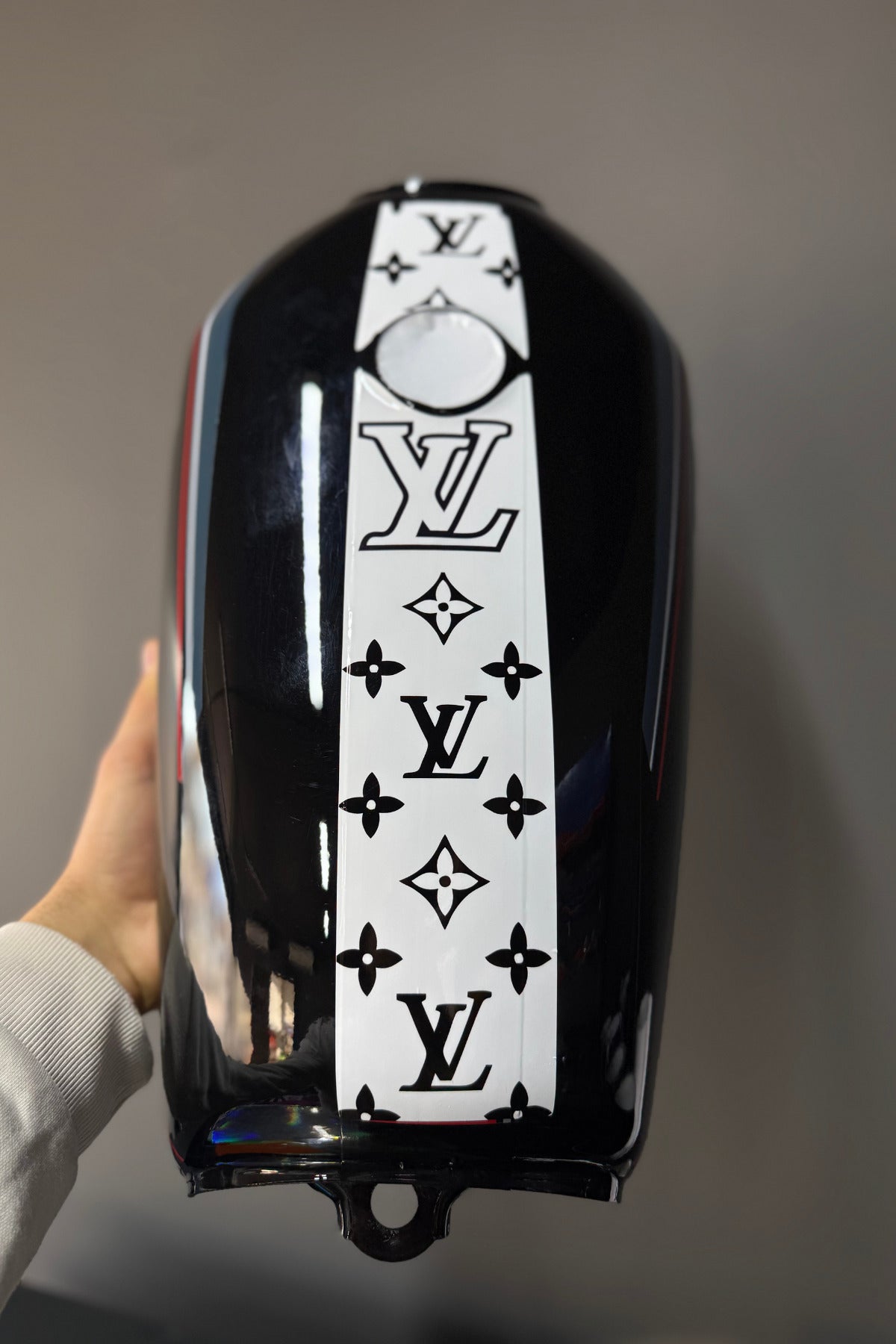 CG Motosikletlere Uyumlu VL Desenli Depo Sticker (2 Parça Ön ve Arka)