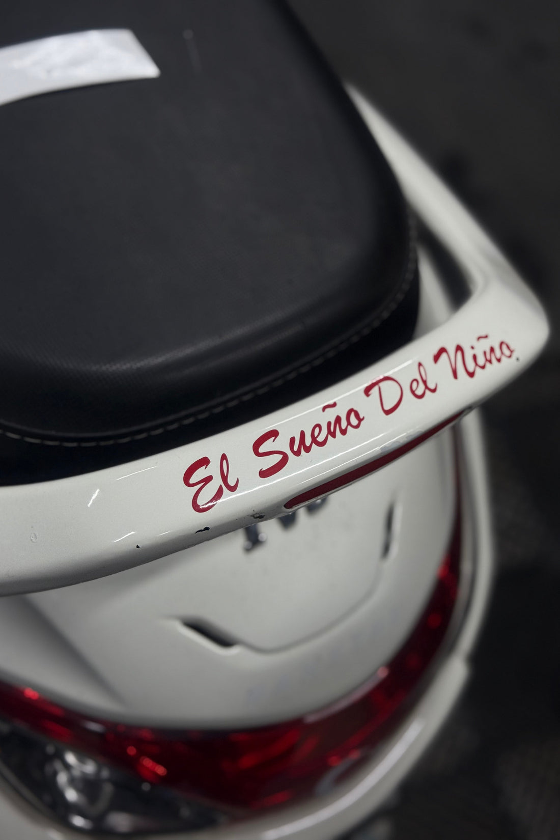 Motor için El Sueno Del Nino Sticker (Bir Çocuğun Rüyası) Sticker Etiket (15CMx2.5CM)