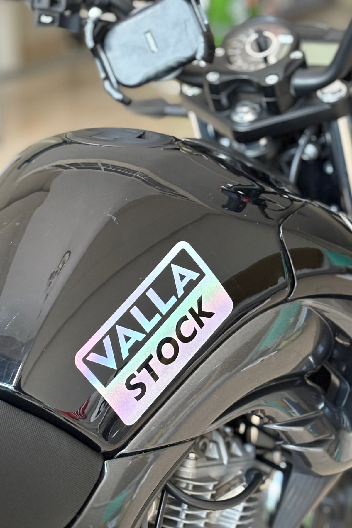Motor ve Kask için Hologramlı Valla Stock Sticker Etiket (1 Adet)