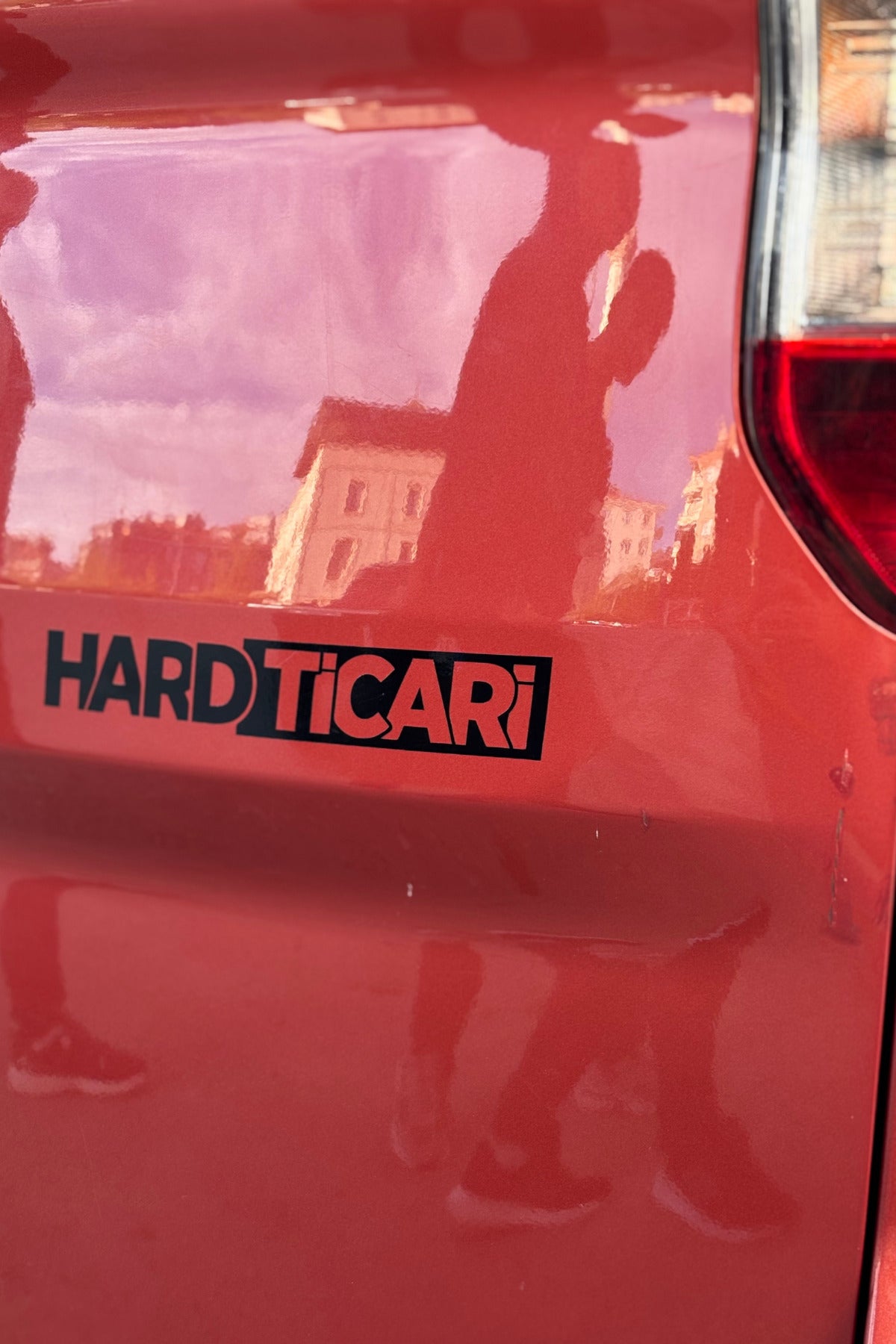 Ticari Araçlar için Siyah Renk Hard Ticari Sticker Etiket (1 Adet) (15CM)