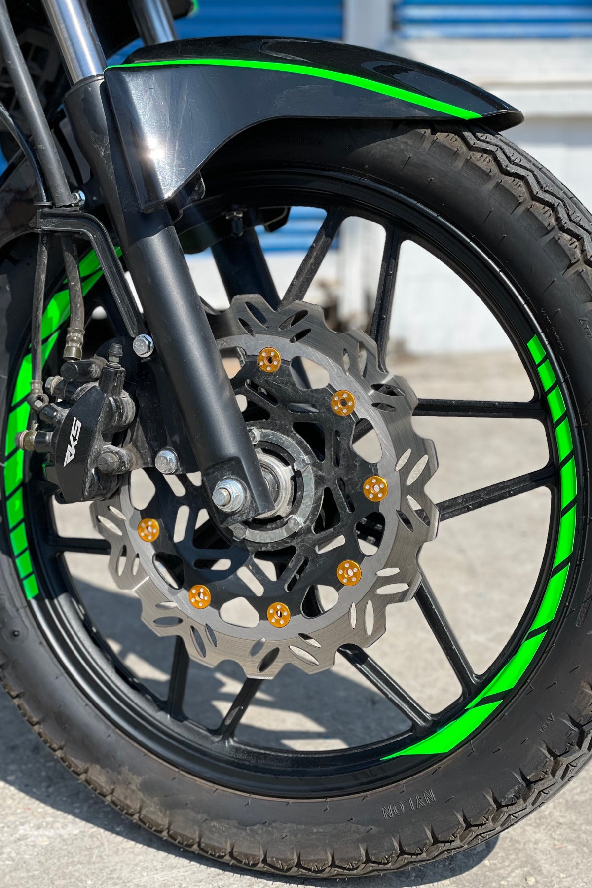 Motor Jantı için Neon Yeşil Dekoratif Jant Şeridi Seti ( 8 Parça Jant Şeridi)