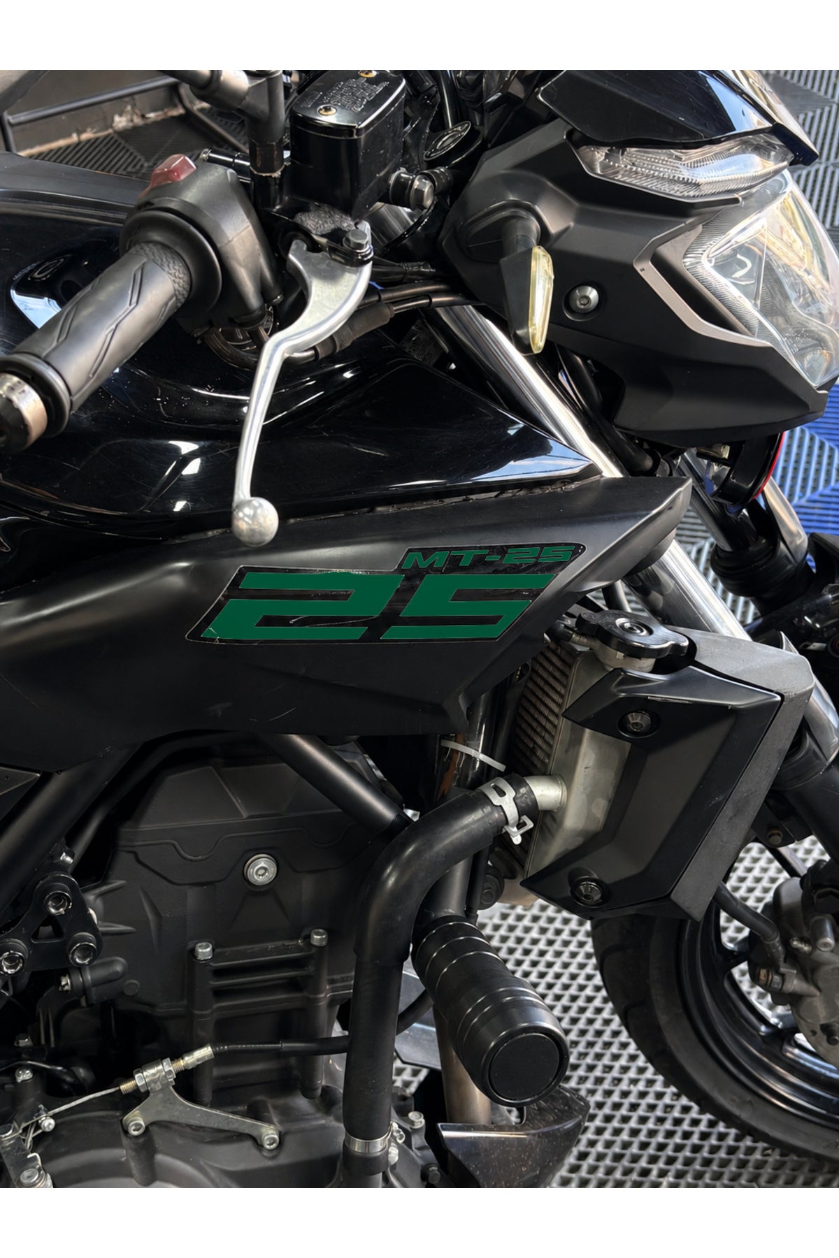 Yamaha MT-25 Eski Kasa için Orijinal Renkli Sticker Seti (Sağ ve Sol )