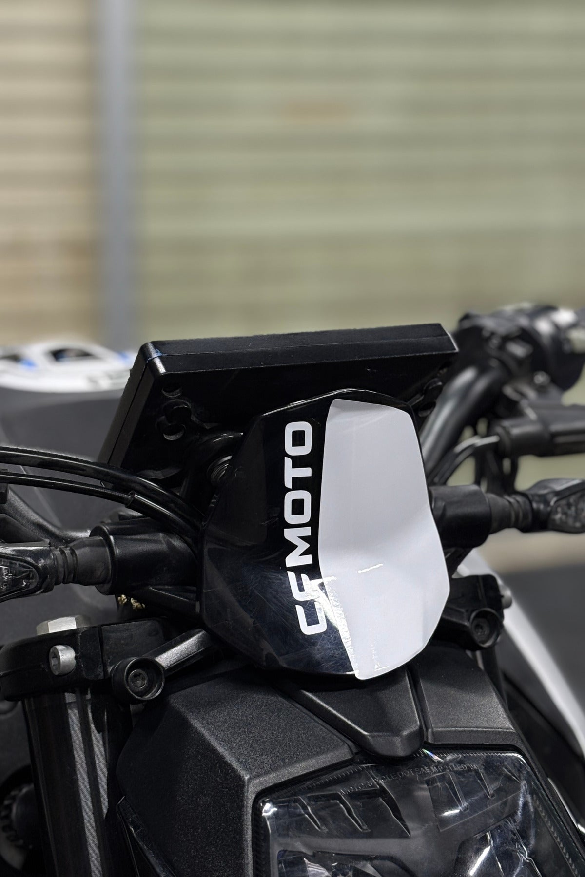CFMOTO NK250 için Ön Siperlik Detay Sticker
