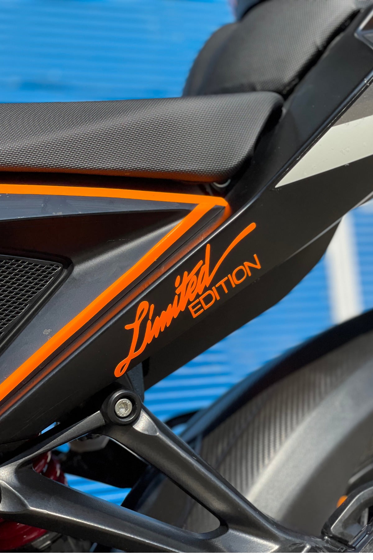 Araba-Kask-Motor için Orafol Neon Turuncu Limited Edition Sticker Etiket (1 Adet)