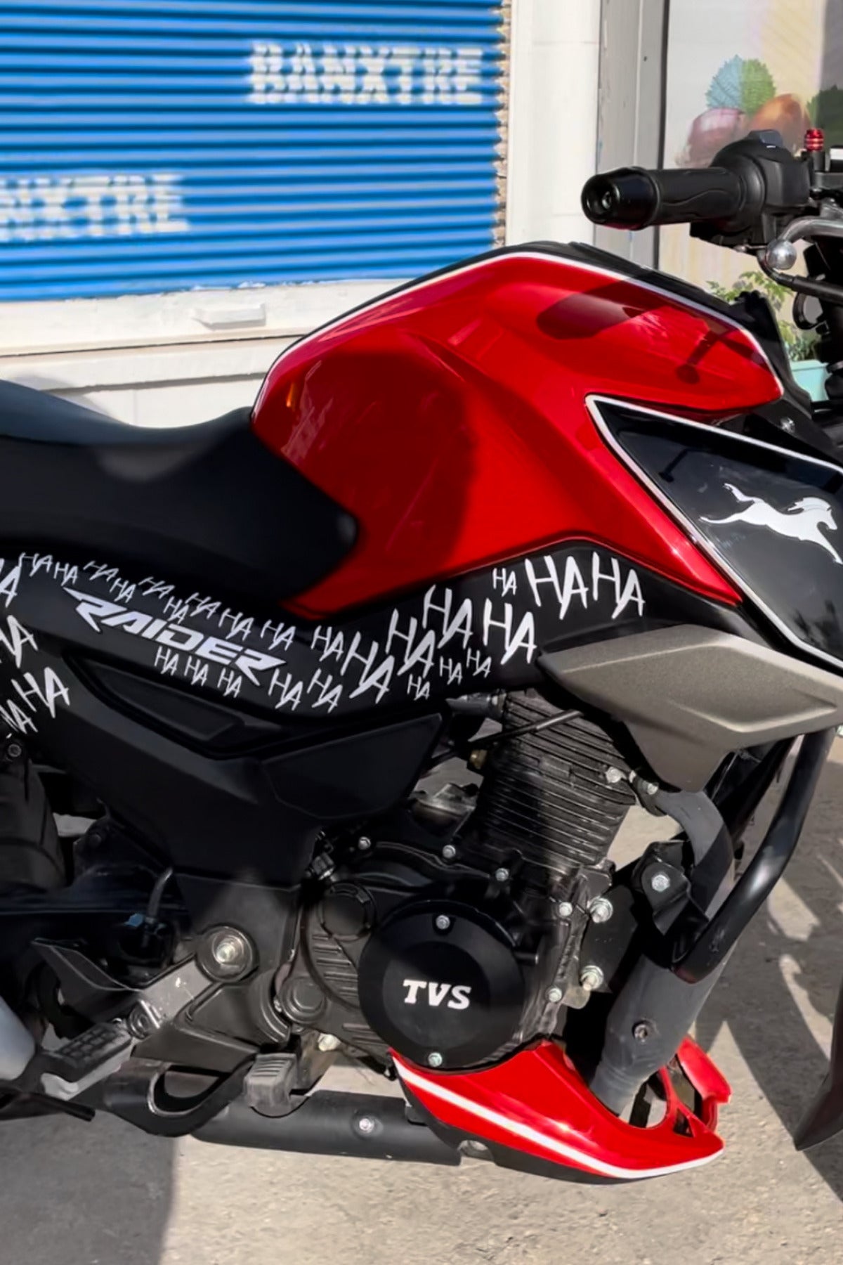 Dekoratif Hahaha Beyaz Sticker Motor-araba-kask Için Etiket 30cmx15cm (1 ADET)