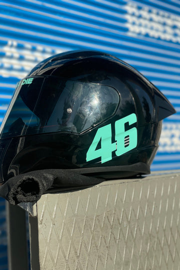 Motor ve Kask için Orafol Nane Yeşil Renk 46 Yarış Stili Sticker Etiket 12CMx6CM ( 1 Adet)