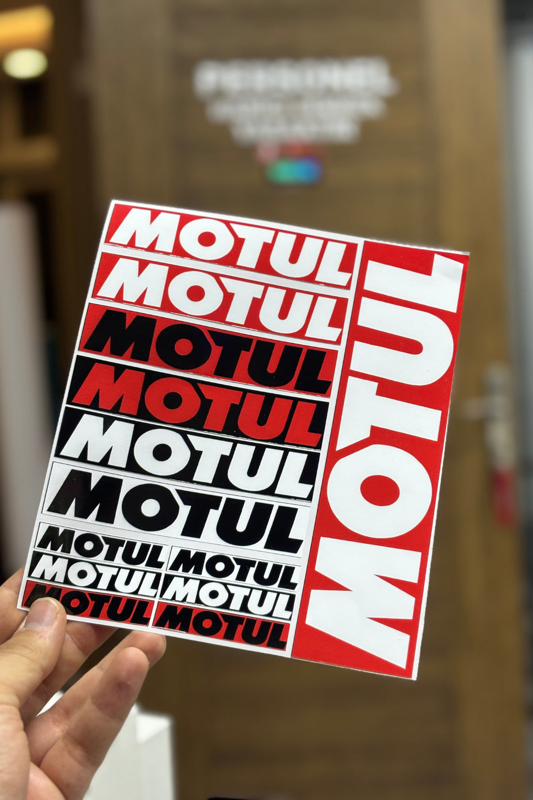Motosiklet ve Kask için Motul A5 Sticker Pack (13 Parça)