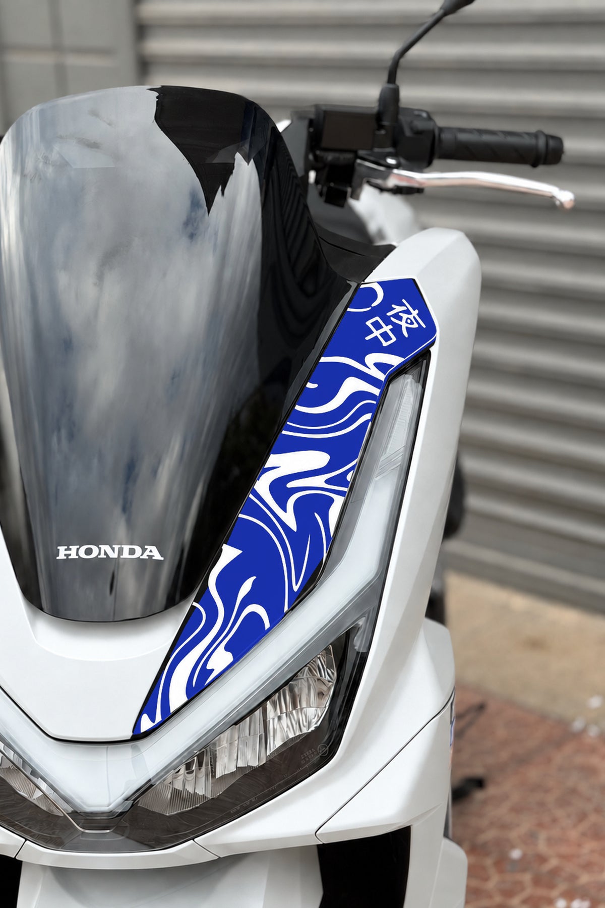 Honda PCX Deluxe Yeni Kasa 2025-2026 Uyumlu Kanji Duman Desenli Ön Panel Sticker