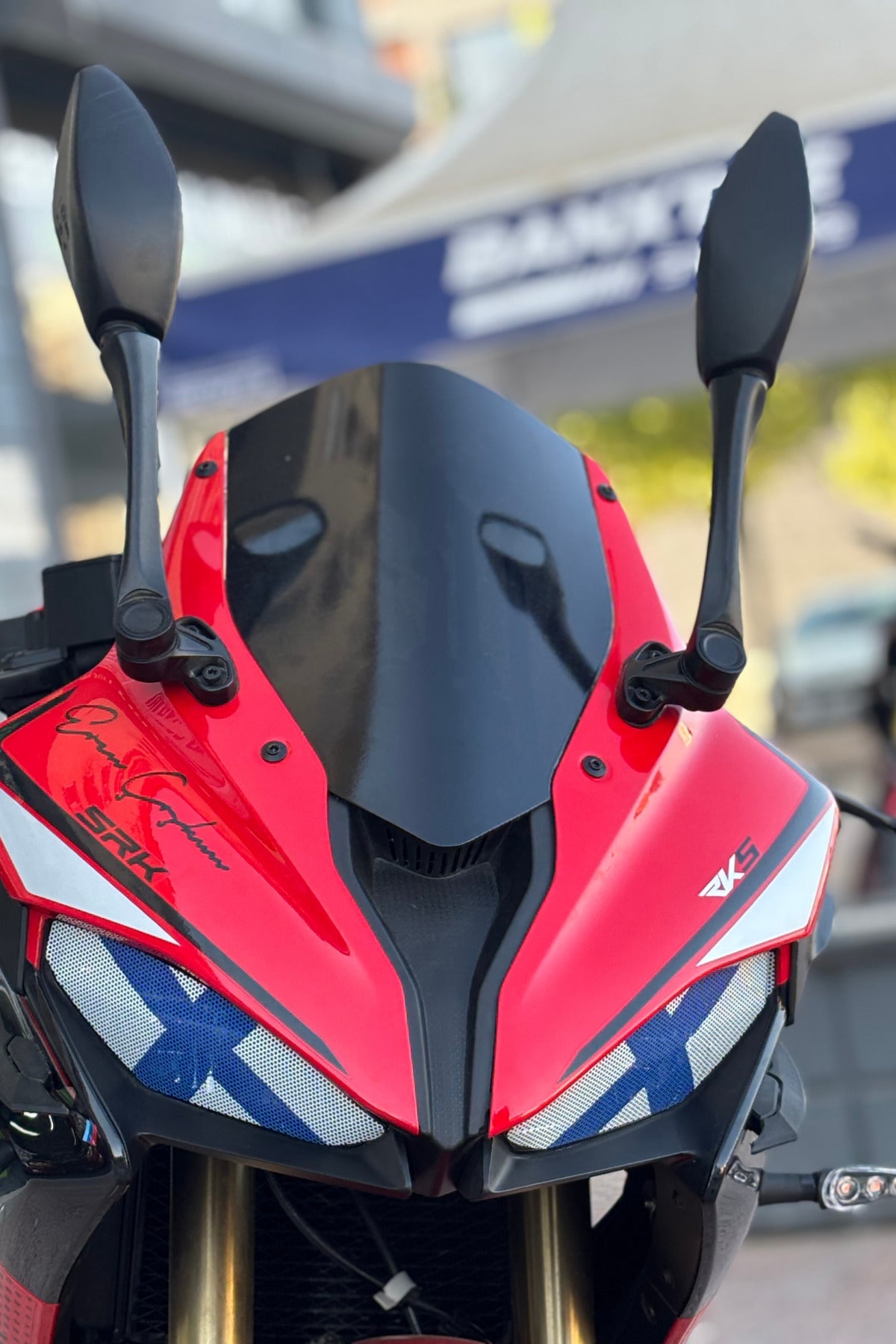 RKS SRK125 için Far Üstü Sticker Delikli Aydınlatma Engellemez (Sağ ve Sol)