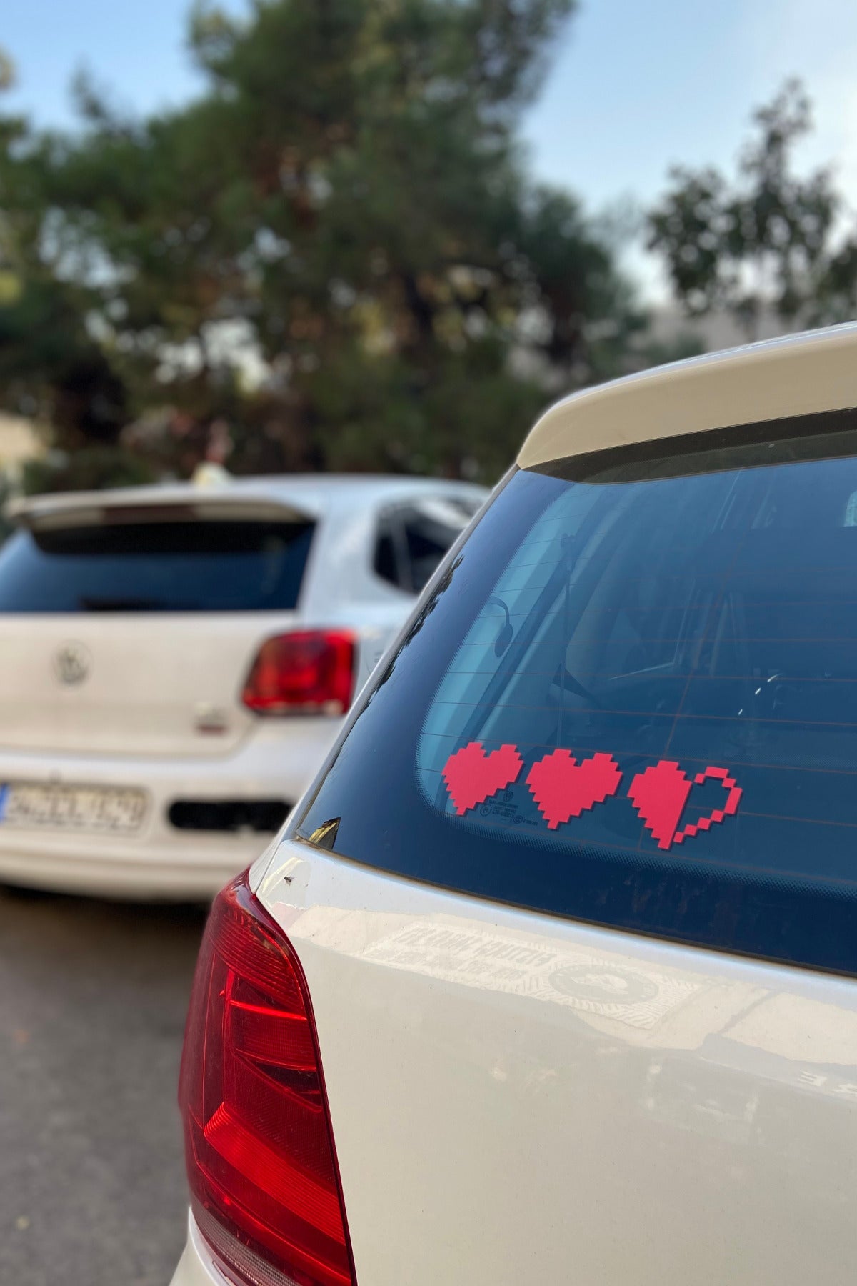 Araba ve Motor için 3'lü Kırmızı Piksel Kalp Sticker Etiket 20CMx5CM (1 Adet)