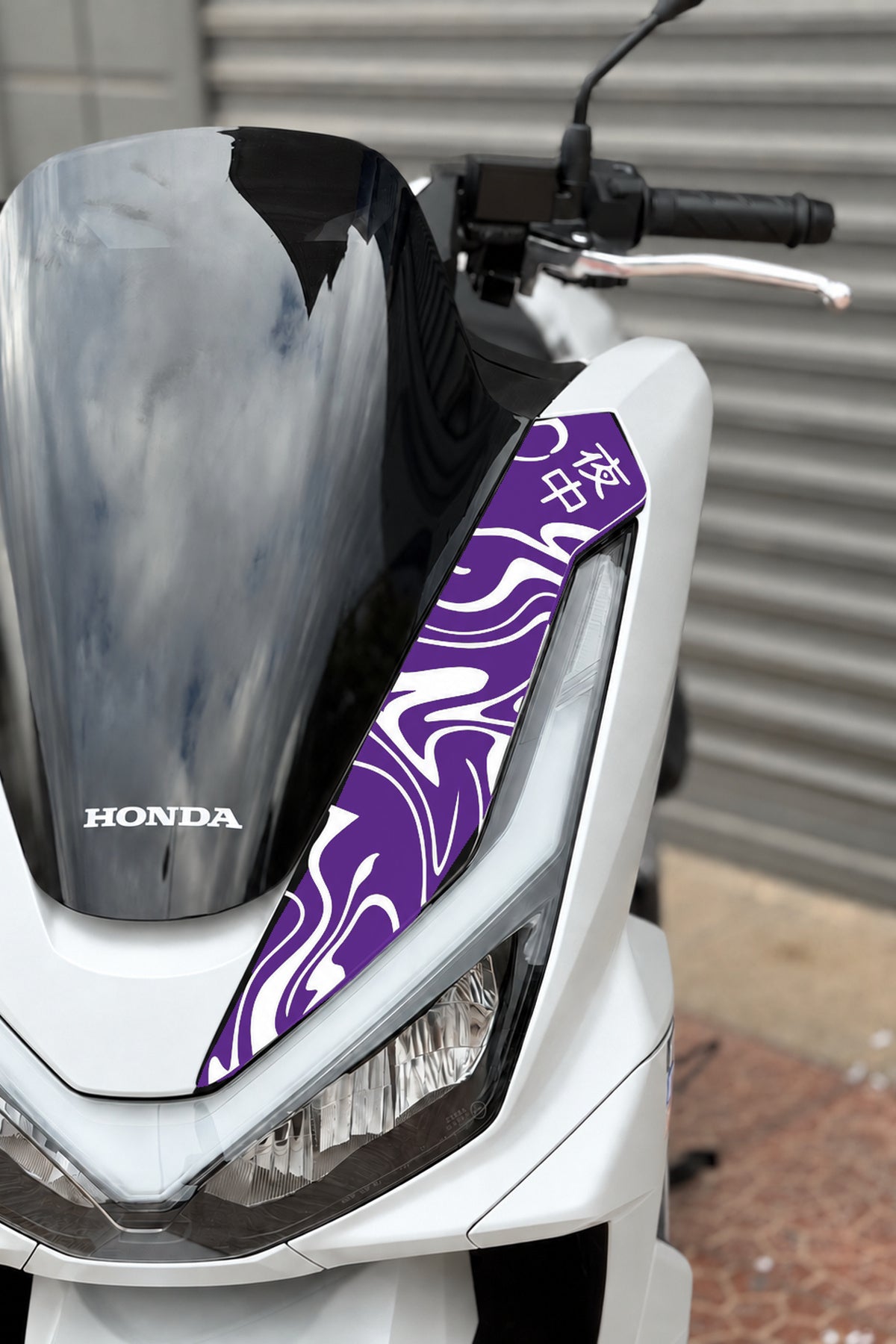 Honda PCX Deluxe Yeni Kasa 2025-2026 Uyumlu Kanji Duman Desenli Ön Panel Sticker