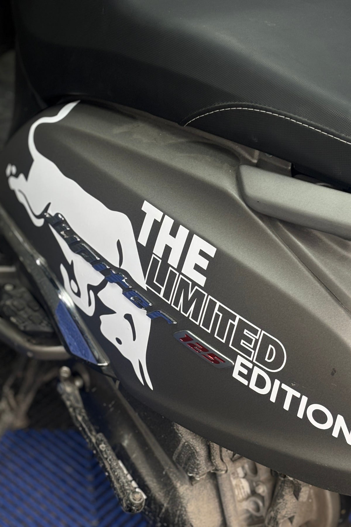 TVS Jupiter 125 Uyumlu The Limited Edition Desenli Sticker Seti (Sol Taraf)(Sadece Jupiter Uyumlu)