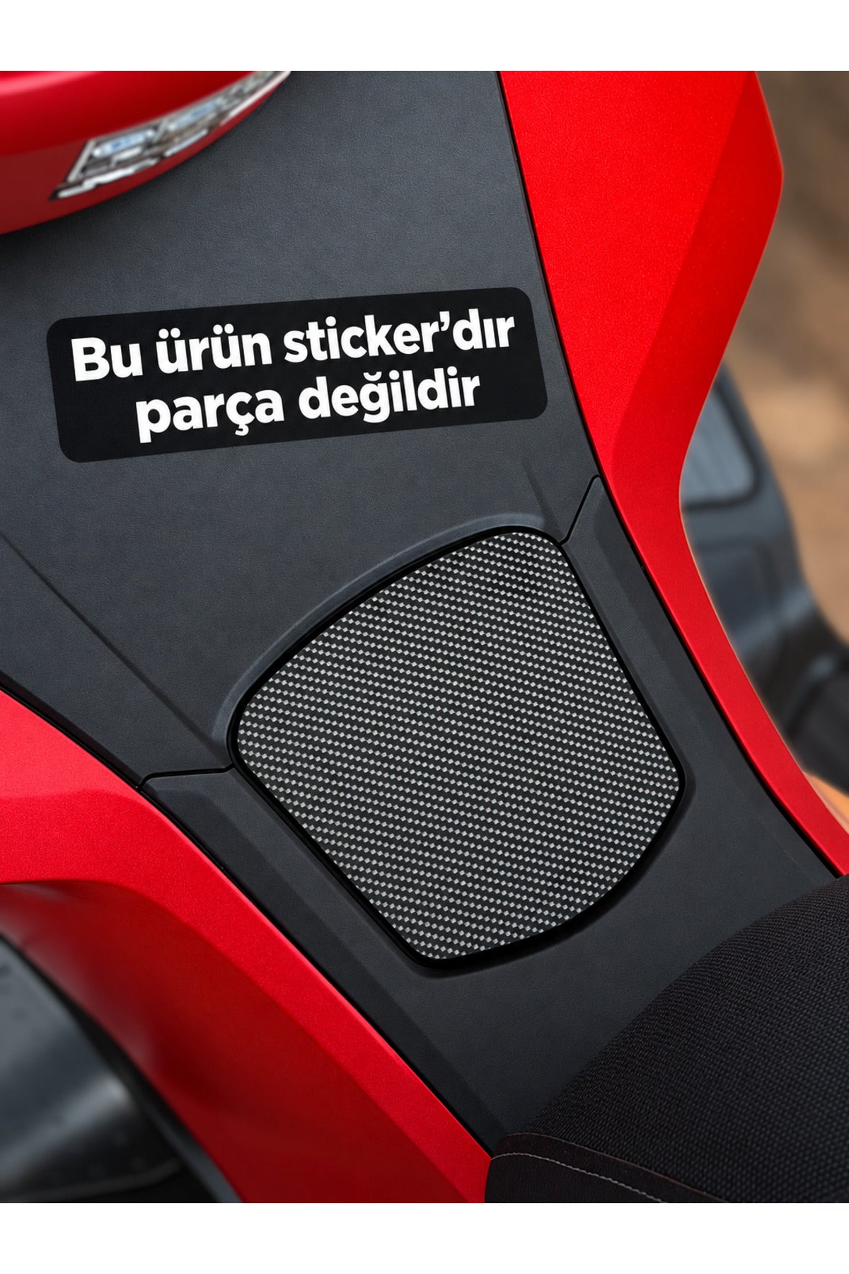 Honda PCX Deluxe 2025-2026 Yılları Uyumlu Depo Üstü 8D Karbon Folyo Kaplama Sticker (1 Adet) (Tam Kalıplı)