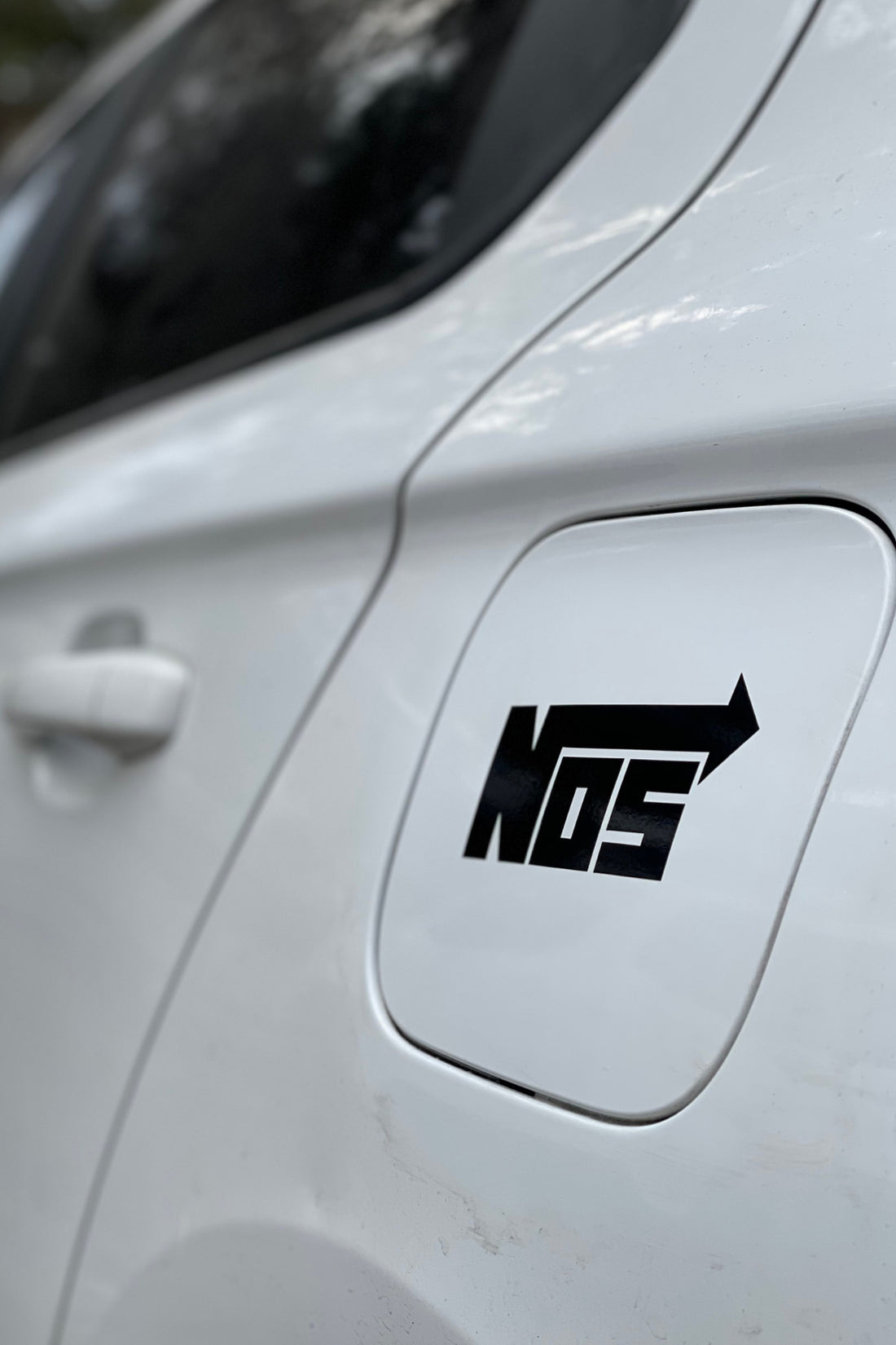 Araba ve Motor için Siyah Renk NOS Sticker Etiket (1 Adet)