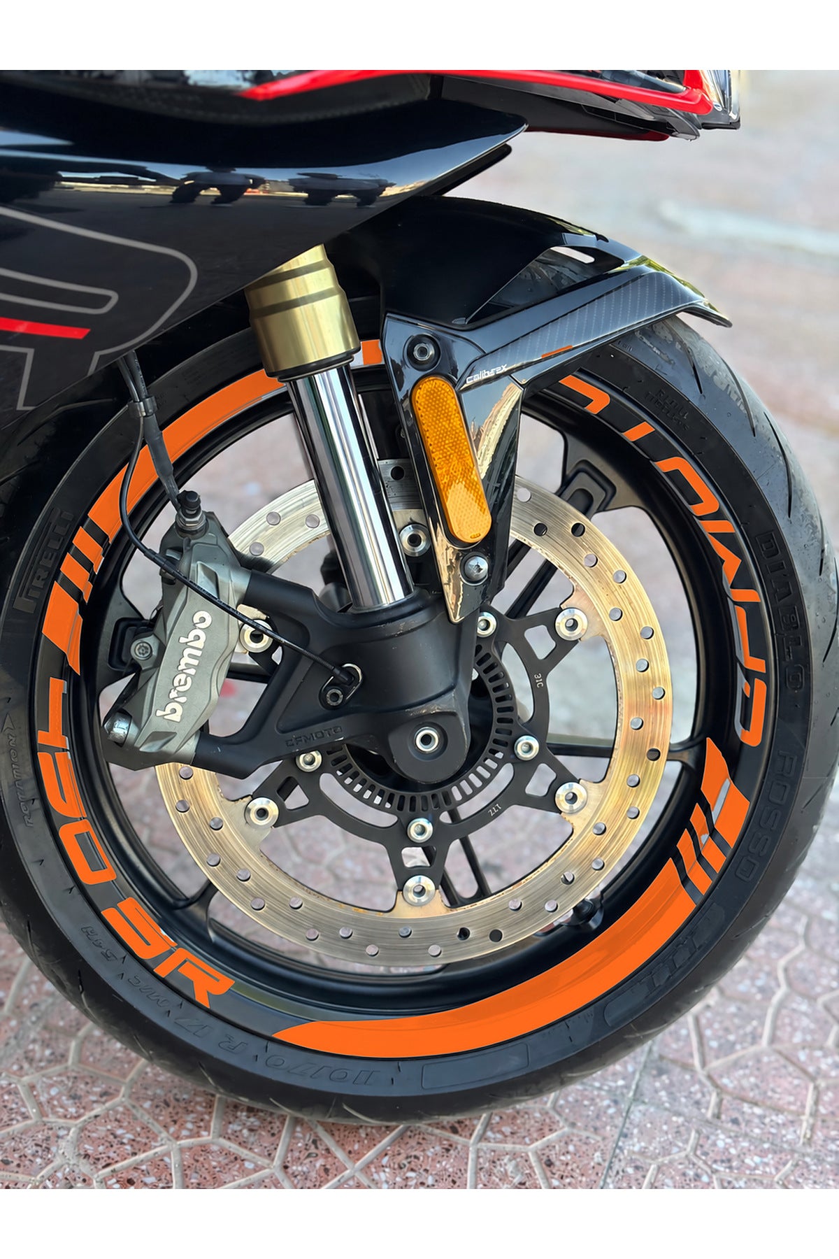 CFMOTO 450SR için Kalın Kesikli+Yazılı Jant Şeridi Sticker Seti (16 Parça Ön Arka Yeterli)