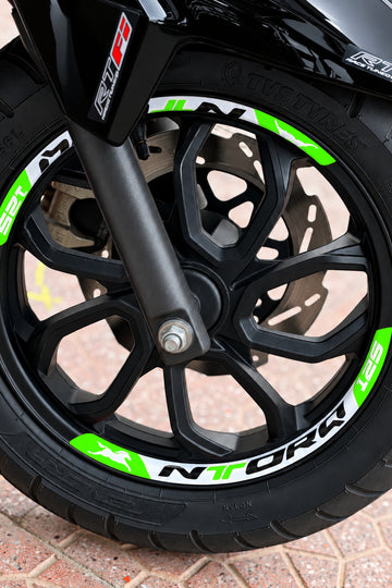TVS Ntorq 125 için Baskılı Jant Şeridi Sticker Seti (Ön-Arka Tam Yeterli)