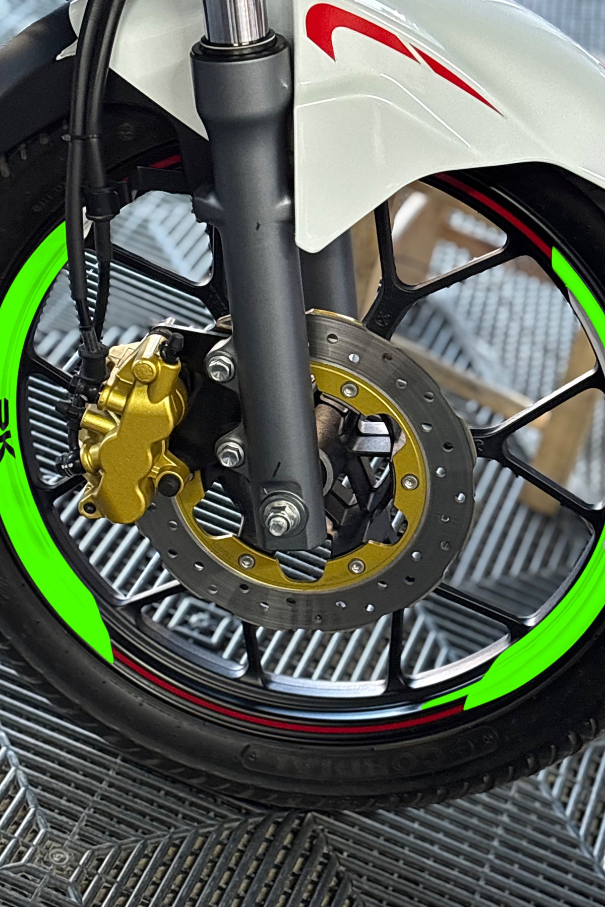 RKS RK125 için 8 Parça RK Yazılı Çeyrek Karşılıklı Jant Şeridi (Ön ve Arka Yeterli)