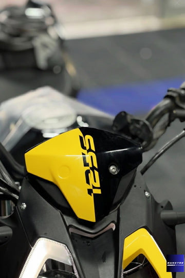 Benelli 125S ve RKS RK125s için 125S Yazılı Sarı Kafa Sticker Etiket (1 Adet)