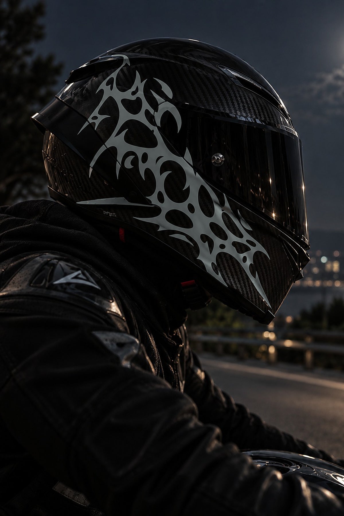 Kask ve Motosiklet için Gotik Ultra Tribal V1 Sticker Etiket (1 Adet)