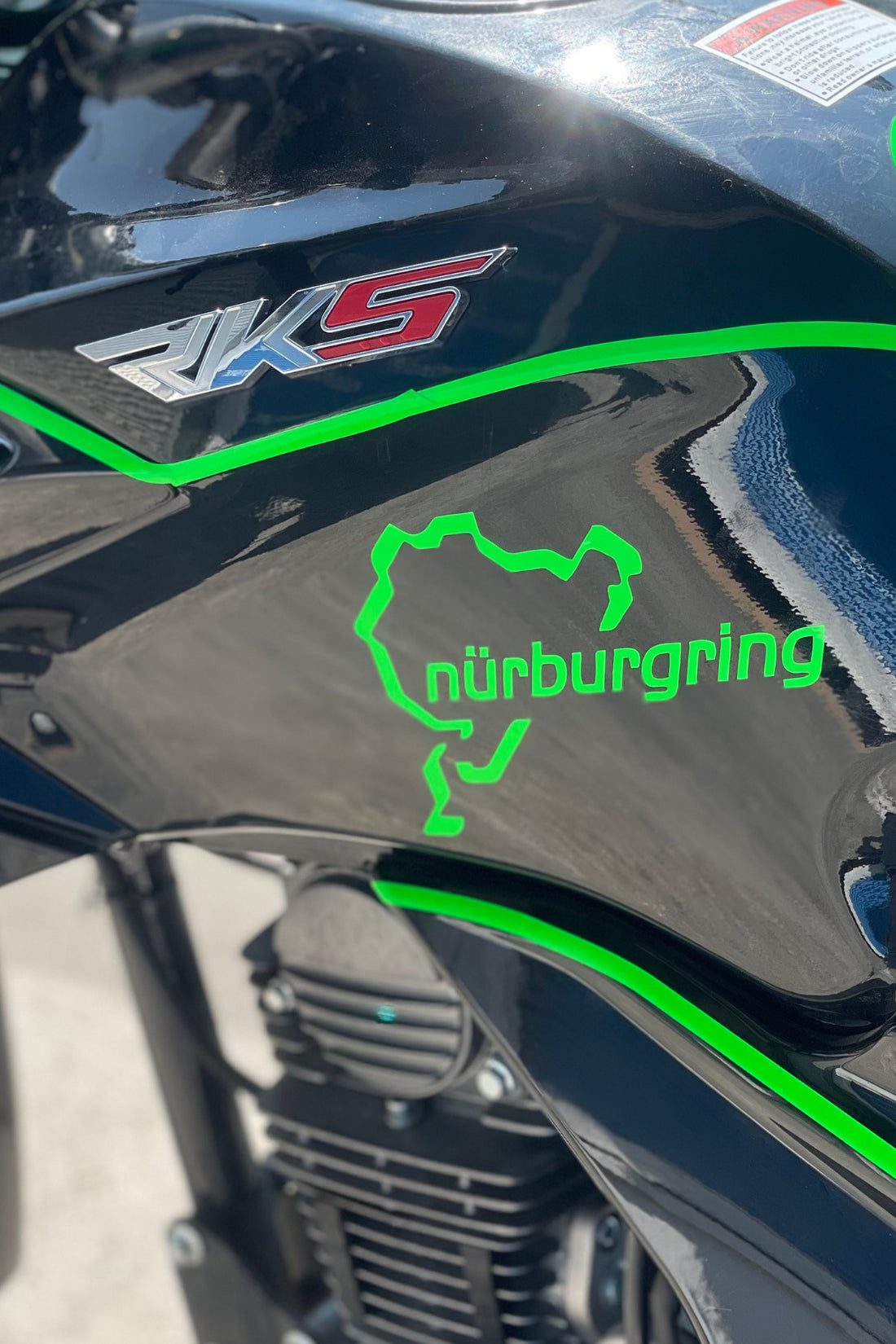 Motor-Araba-Kask için Neon Yeşil Nürburgring Pist Sticker Etiket 15CM (1 Adet)
