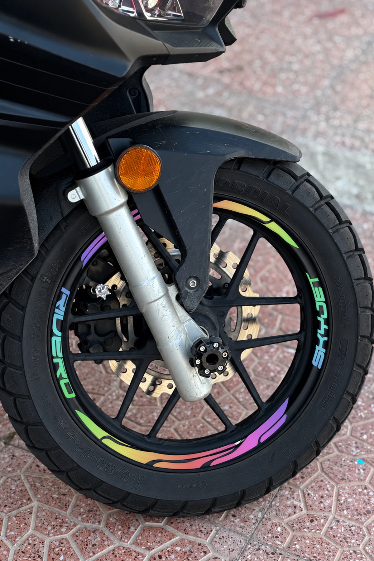 Skyjet Rivero Scooter için 16 Parça Jant Şeridi Sticker Seti (Ön-Arka Yeterli)