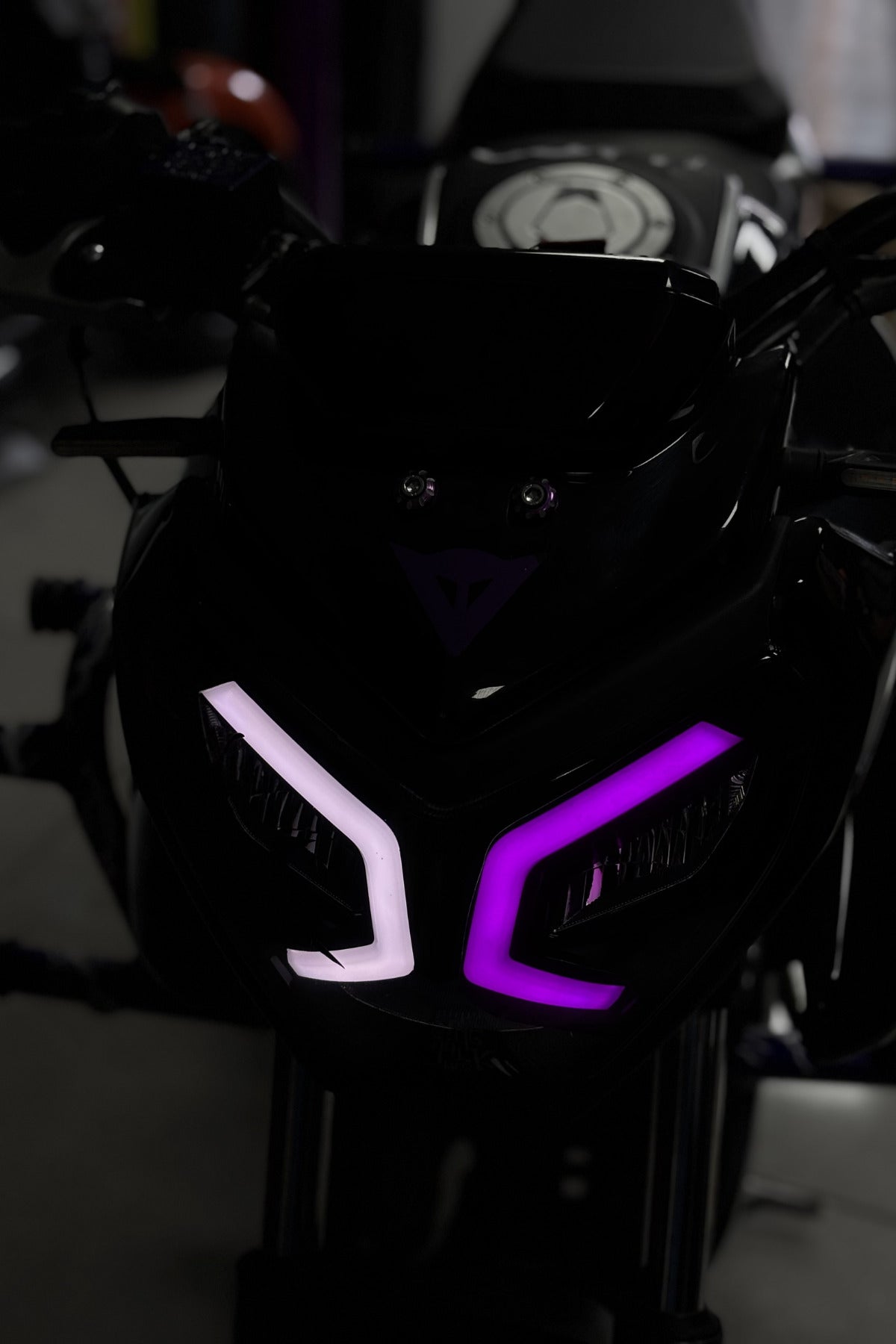 TVS Raider Gündüz Farı için Renkli Far Filmi Sticker