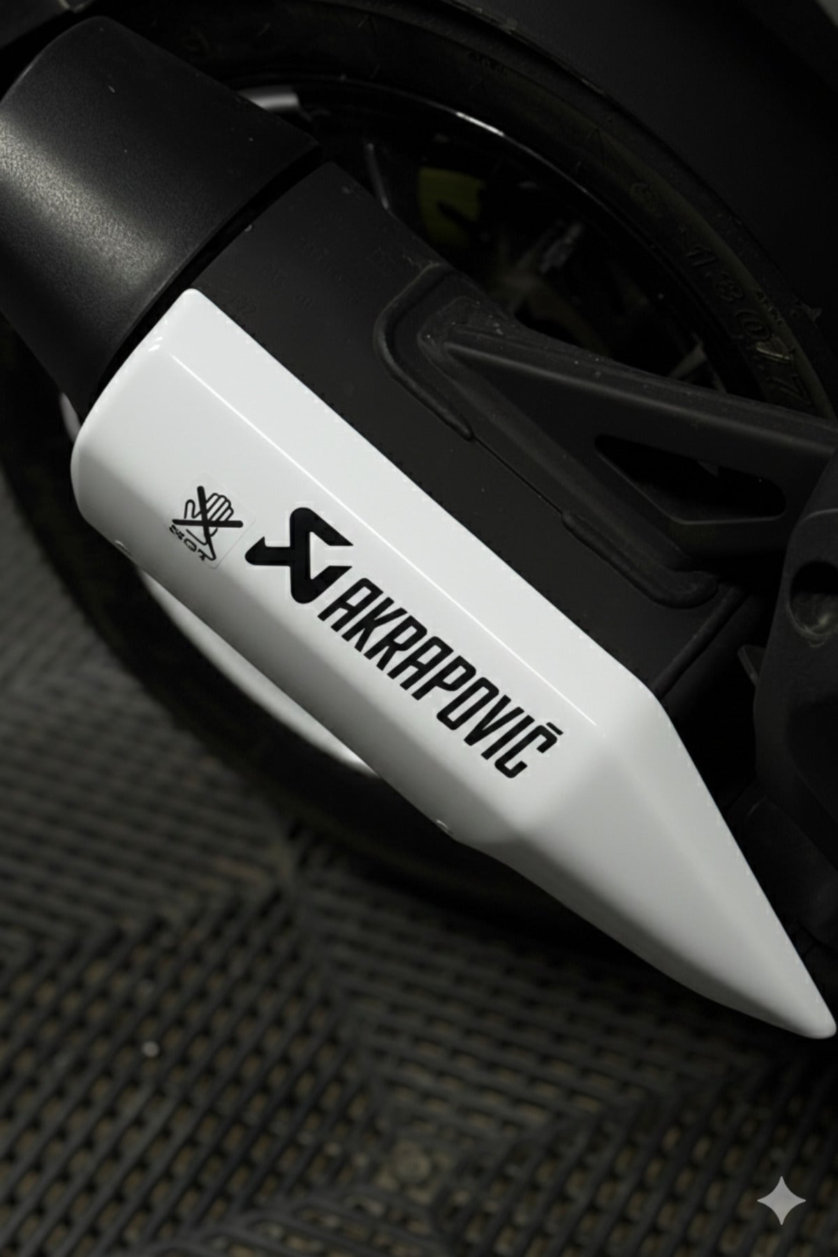 Motosiklet ve Egzoz için Akrapovic Sticker Etiket (1 Adet) (Sticker)