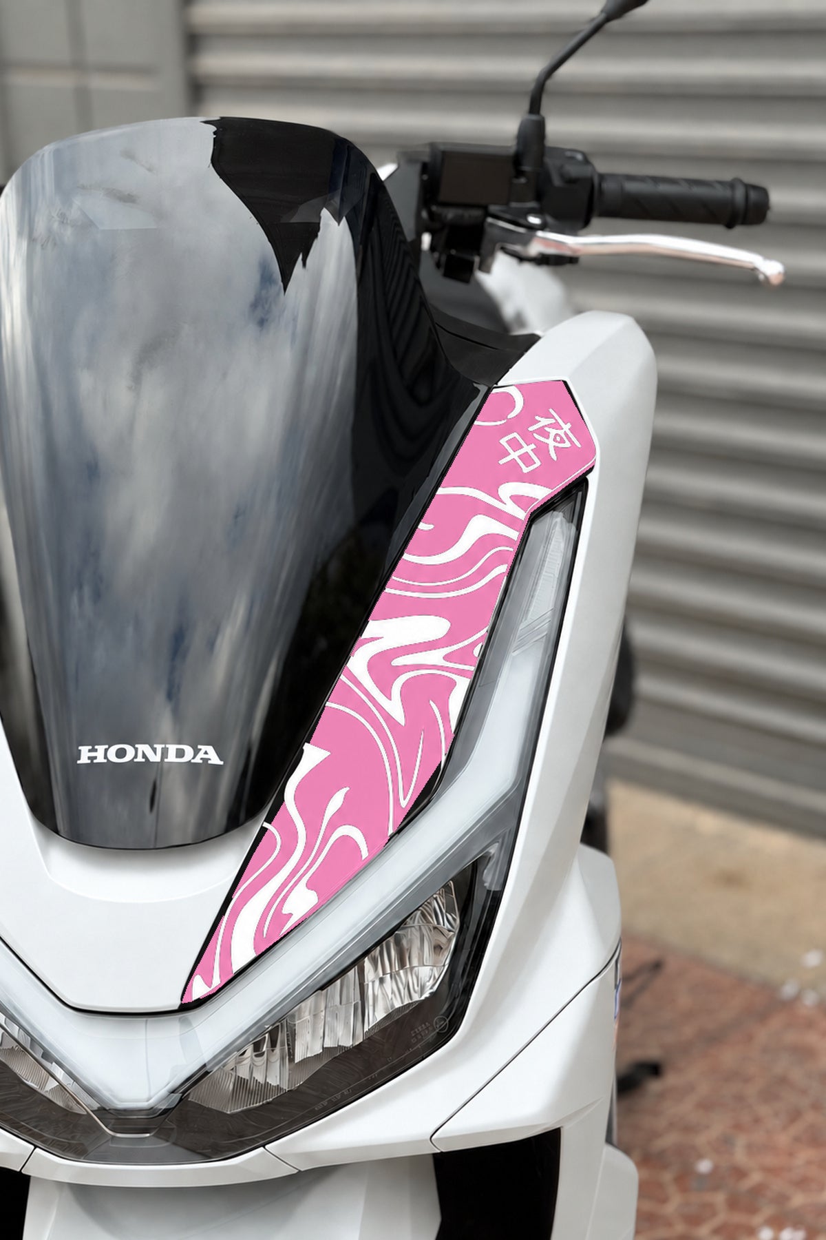 Honda PCX Deluxe Yeni Kasa 2025-2026 Uyumlu Kanji Duman Desenli Ön Panel Sticker