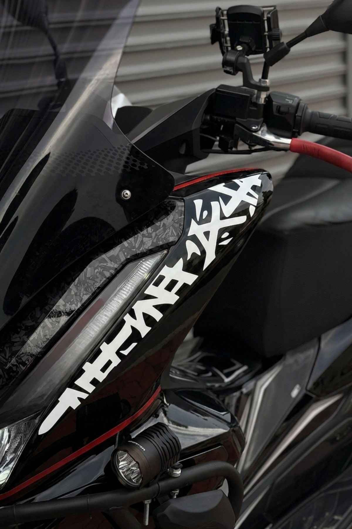 Honda PCX 2025-2026 Modeller için Yan Panel Tribal Desen Dövme Sticker (1 Adet)