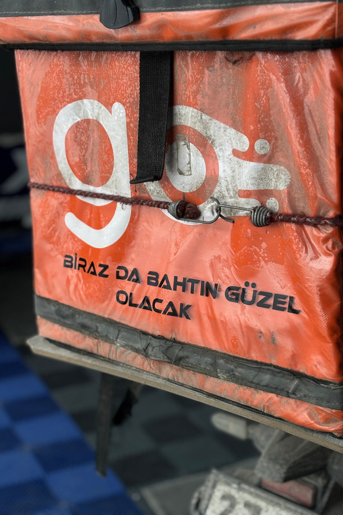 Motosiklet ve Arabalar için Biraz da Bahtın Güzel Olacak Sticker Yazı Etiket (35CM)