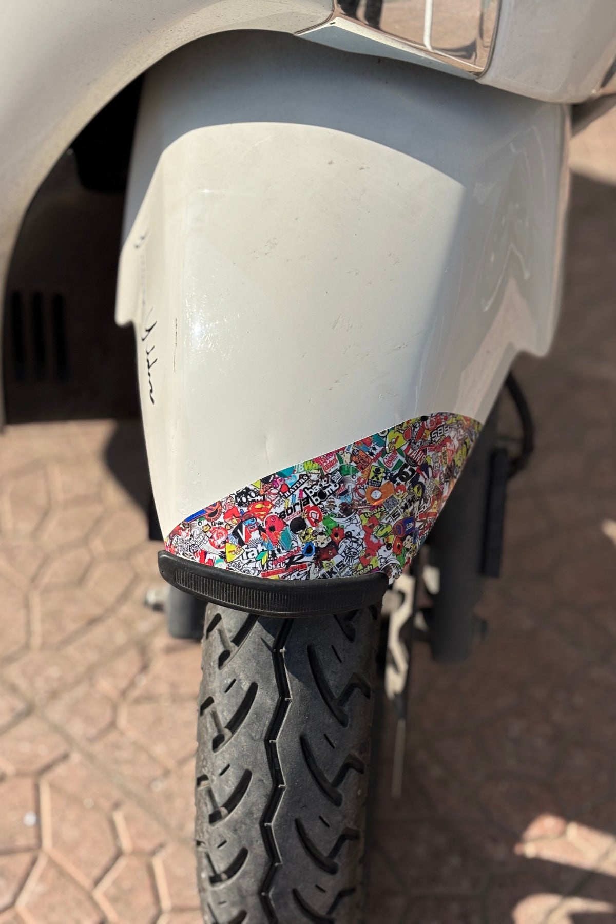 Motosiklet ve Kask için Hellaflush Dekor Kaplama (Hasarlı Bölgelere Önerilir) Desenli (20CMx20CM)
