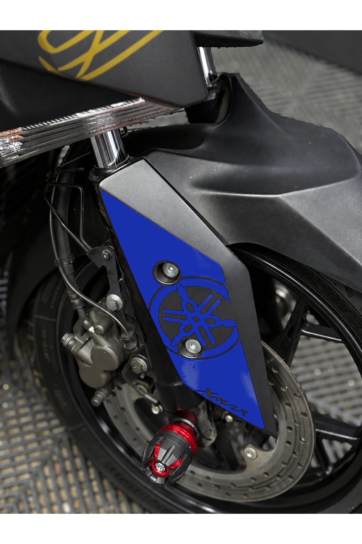 Yamaha Xmax Ön Çamurluk için Logolu Detay Sticker (Sağ-Sol) (2018-2022 Uyumlu)