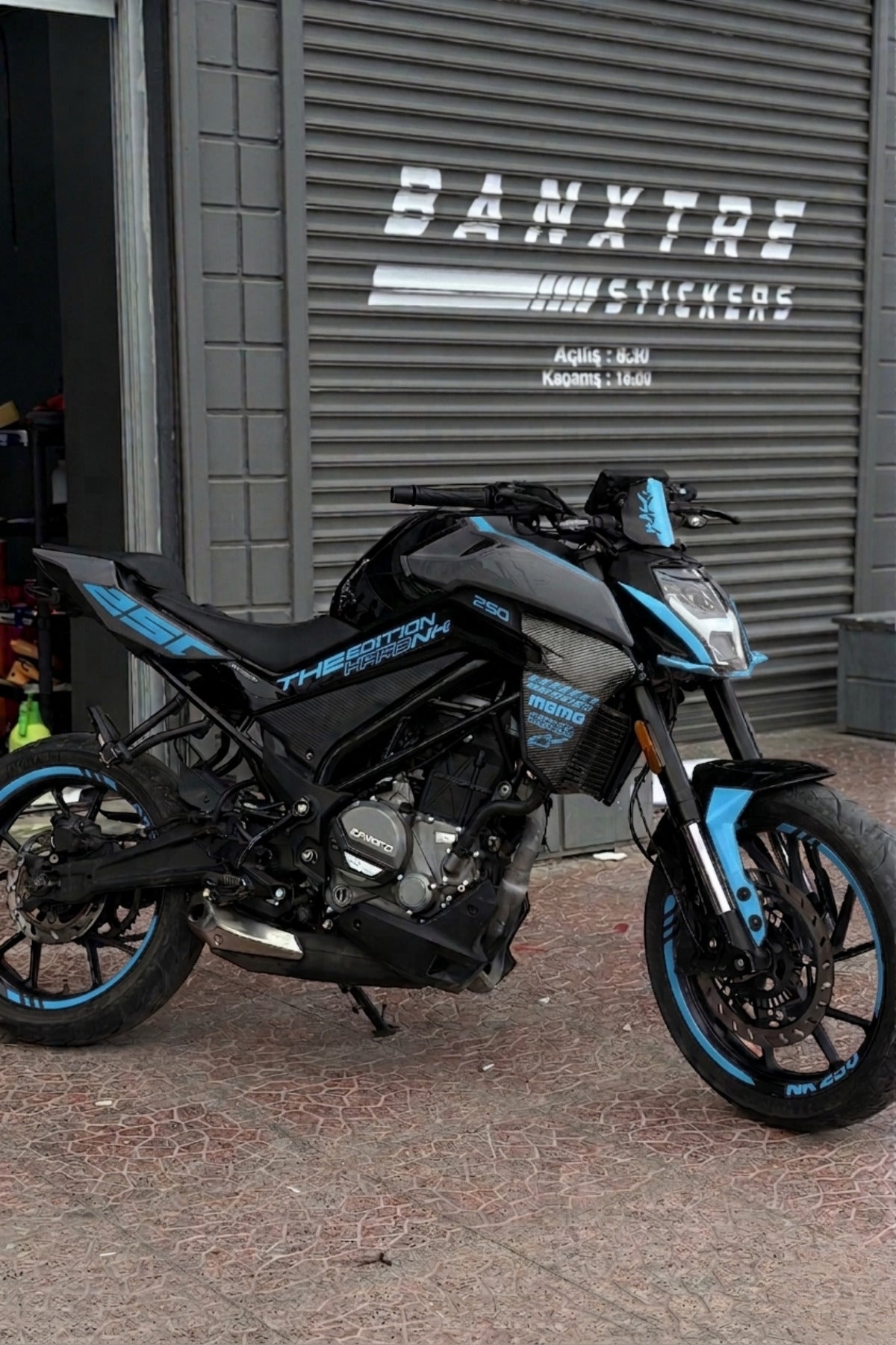 CFMOTO NK250 için 28 Parça Komple Sticker Seti (Sağ ve Sol)