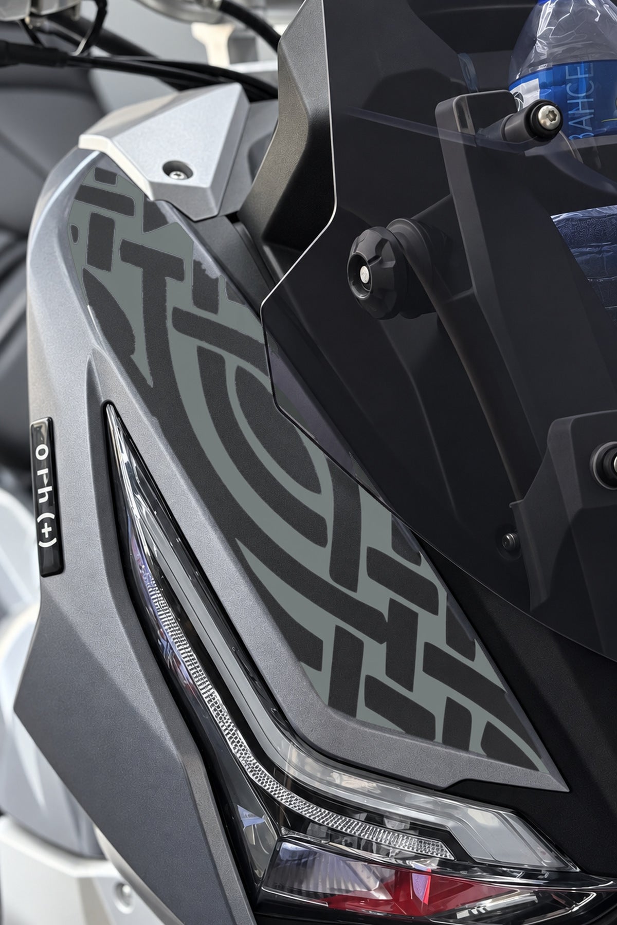 RKS Freccia Scooter için Ön Panel Tribal Desen Sticker Etiket ( 1 Adet)
