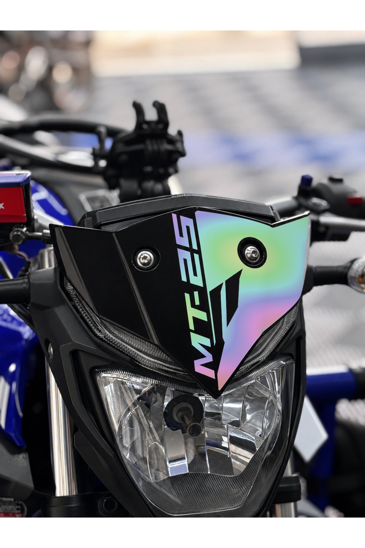 Yamaha MT-25 Eski Kasa için Yazılı-MT Logolu Kafa Detay Sticker